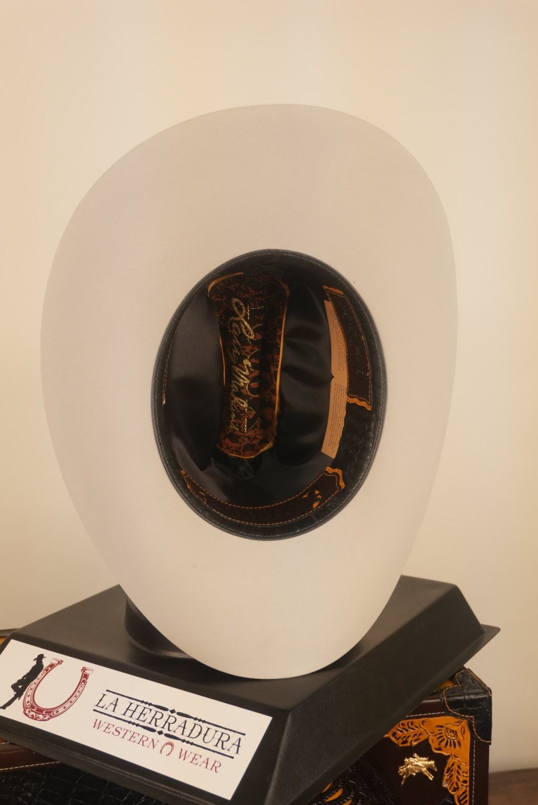 LARRY MAHAN 1000X PLATINUM IMPERIAL