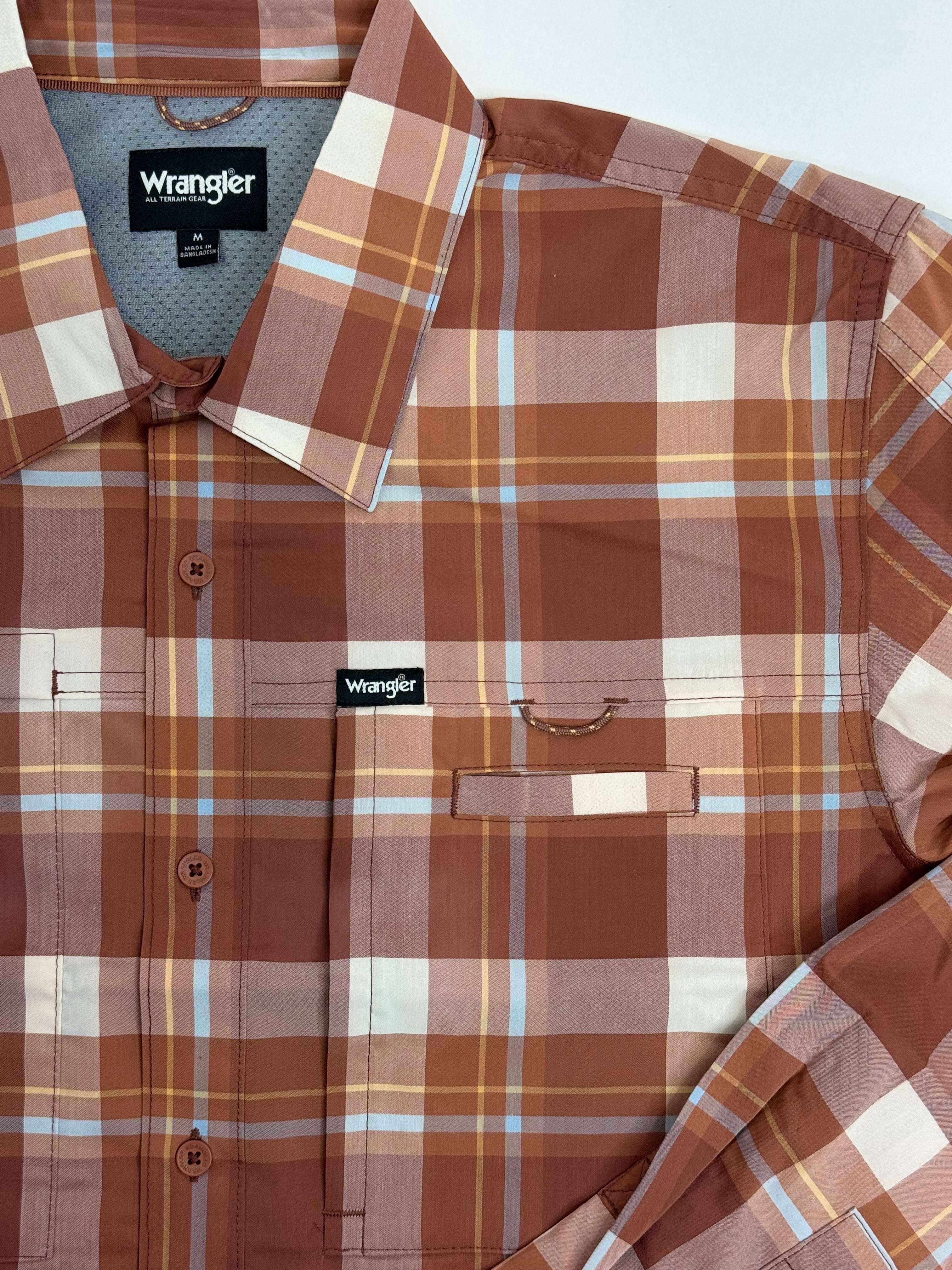 MEN'S WRANGLER ALL TERRAIN BROWN SHIRT - 112375100 Laherradurawwnc.com