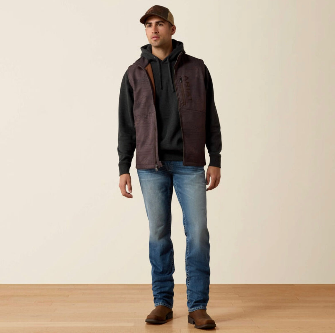 MEN'S ARIAT PATRIOT FLAG SOFTSHELL VEST BROWN 10079521
