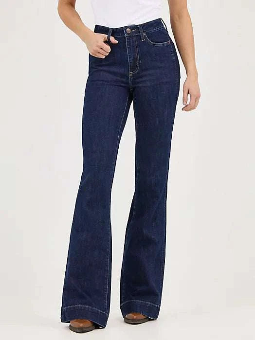 WOMEN'S WRANGLER RETRO HIGH RISE TROUSER 112371909 Laherradurawwnc.com