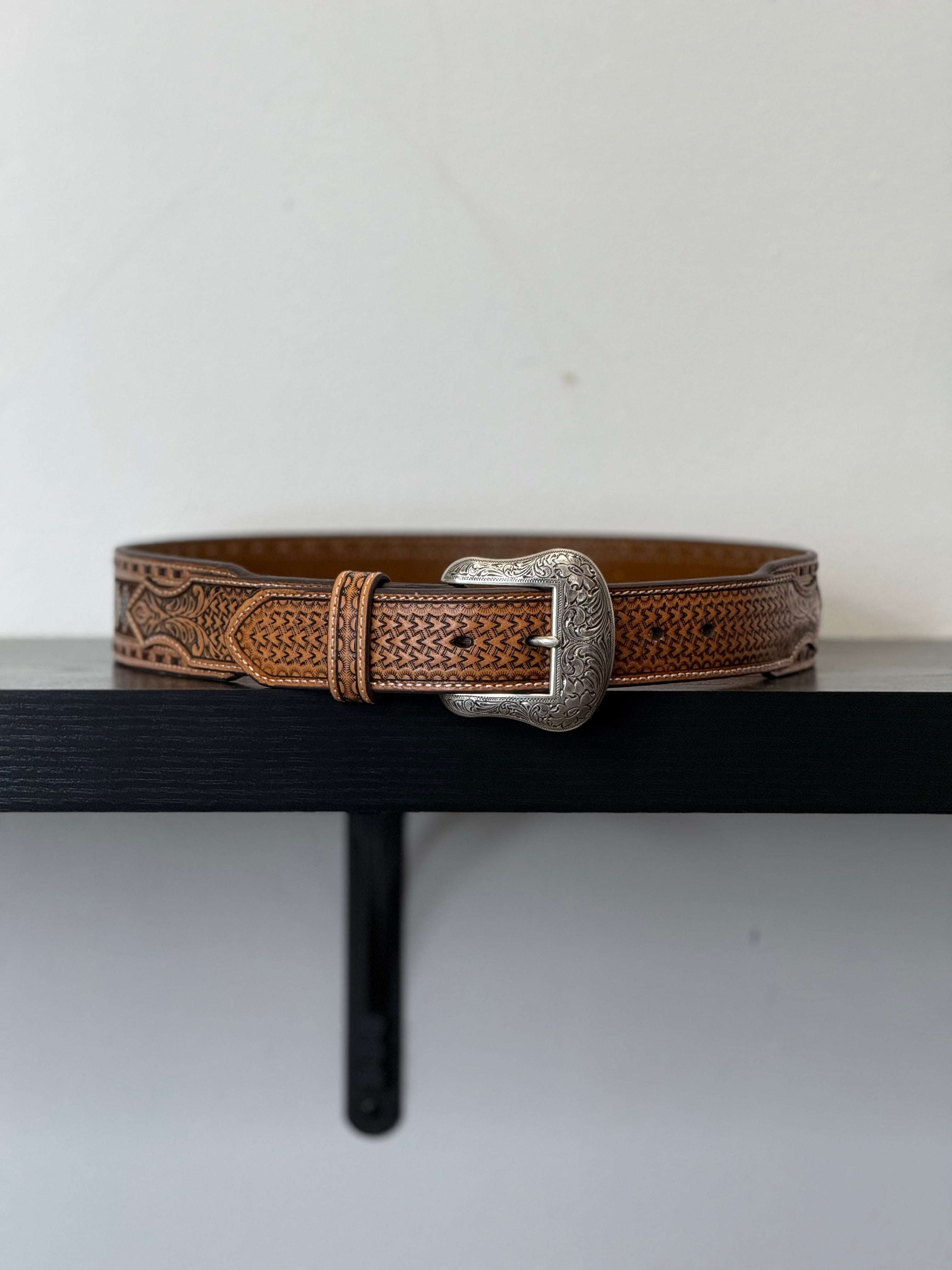 NOCONA AZTEC DESIGN THREADED WESTERN BELT - N210010348 Laherradurawwnc.com