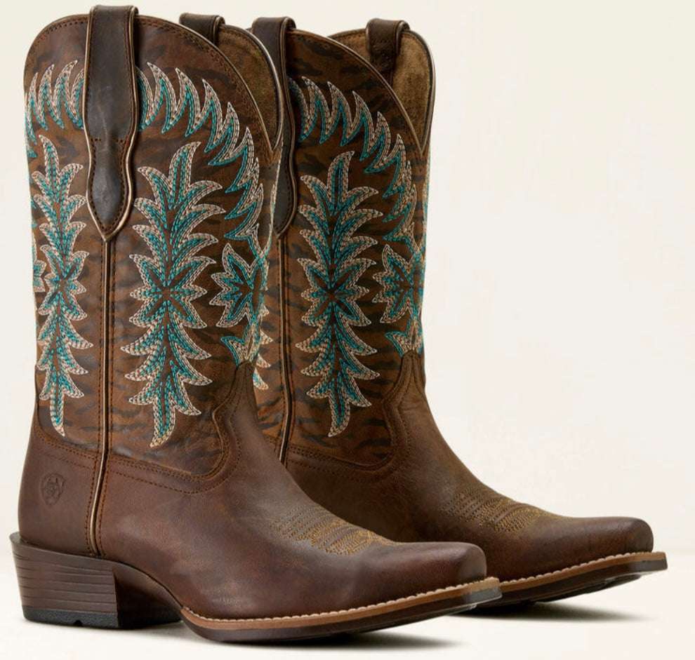 WOMEN’S ARIAT BEAUMONT SASSY BROWN/ GILDED TIGER PRINT 10063900 Laherradurawwnc.com