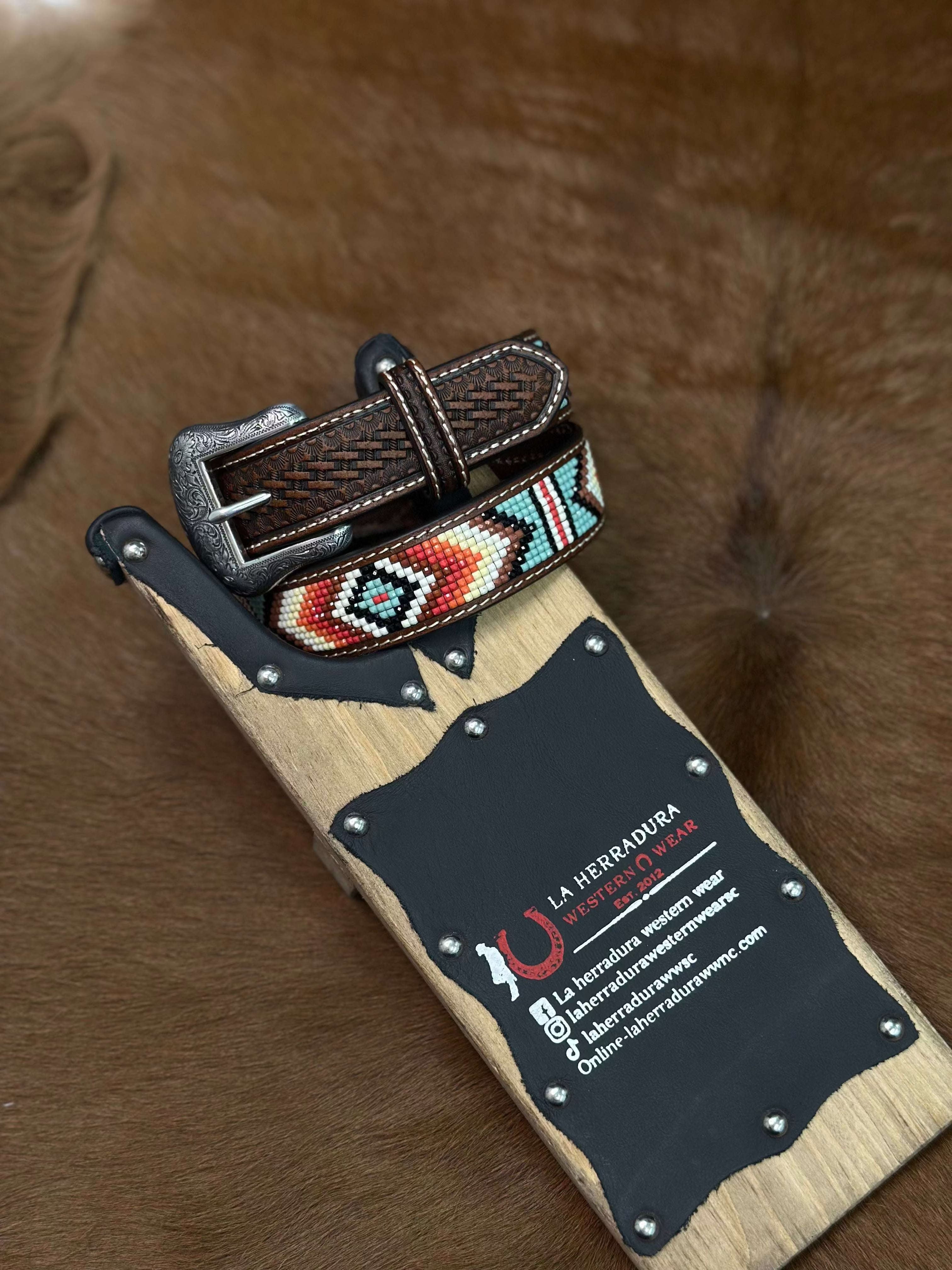UNISEX BELT WHITE MULTI AZTEC STONE-N4441108 Laherradurawwnc.com