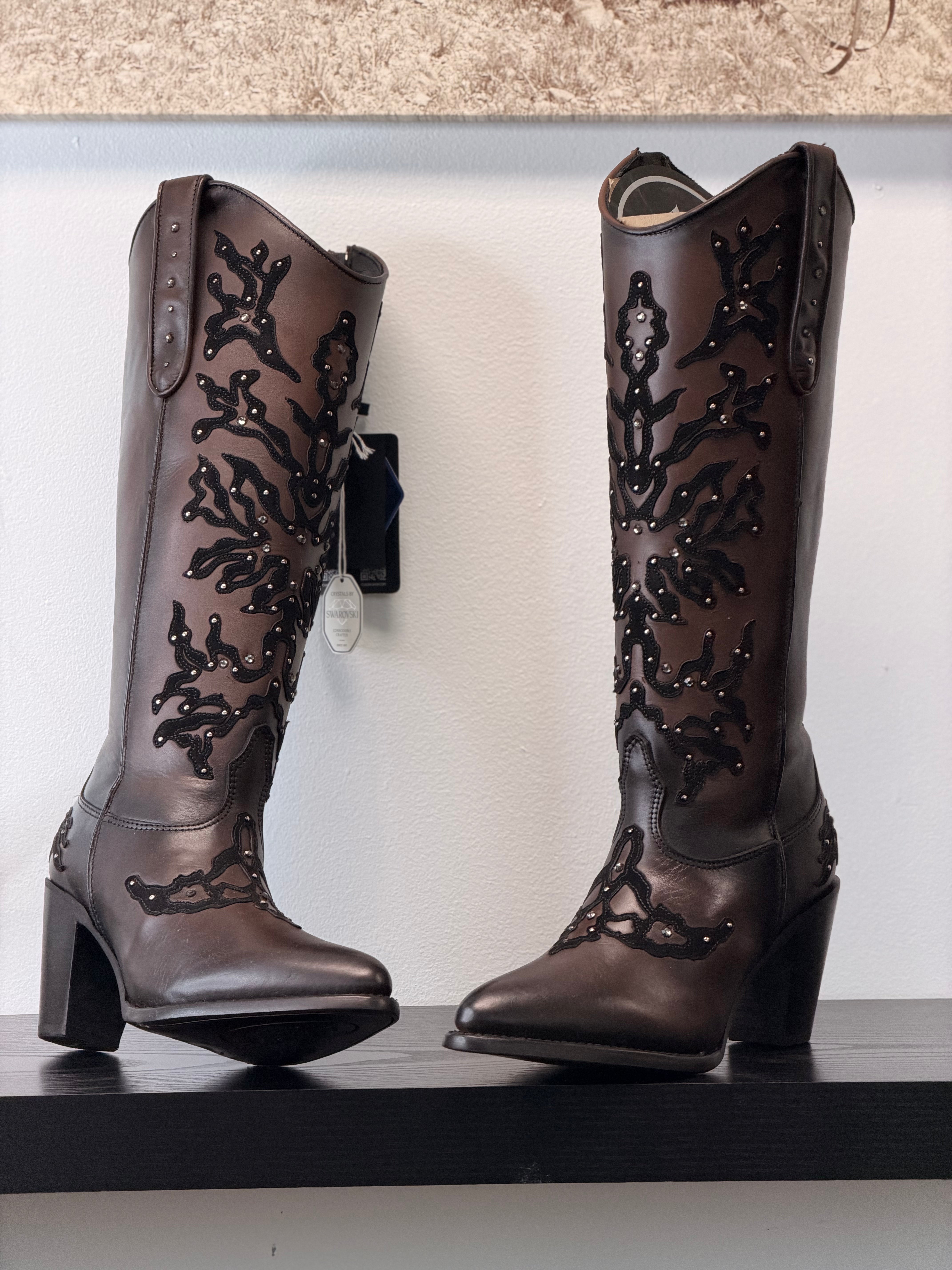 WOMEN’S CUADRA BOOT DE RES CRUST CASTAÑO CC238