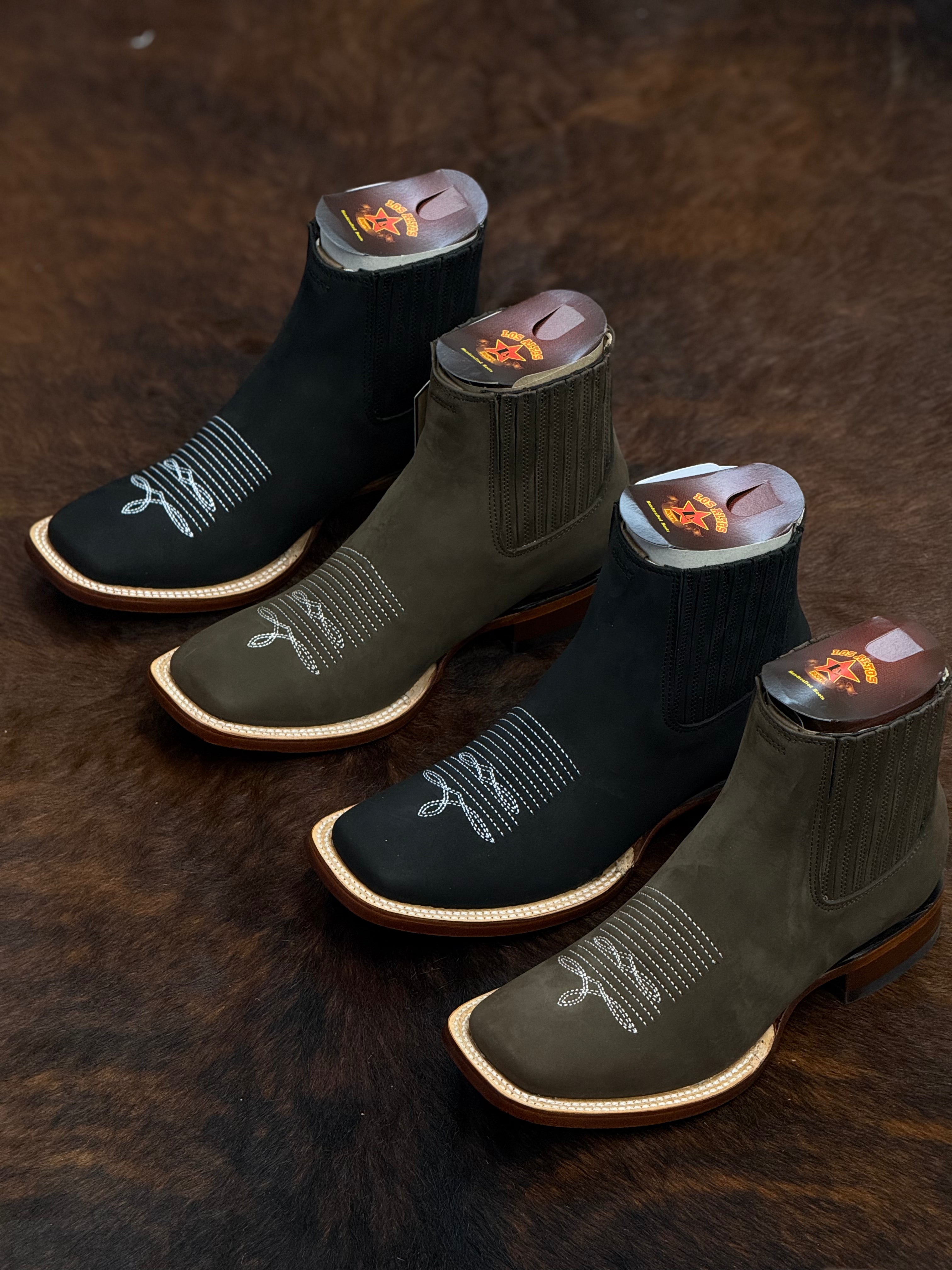 MEN BOTIN LOS ALTOS WIDE SQUARE TOE NUBUCK DARK TABACCO 82BM26359