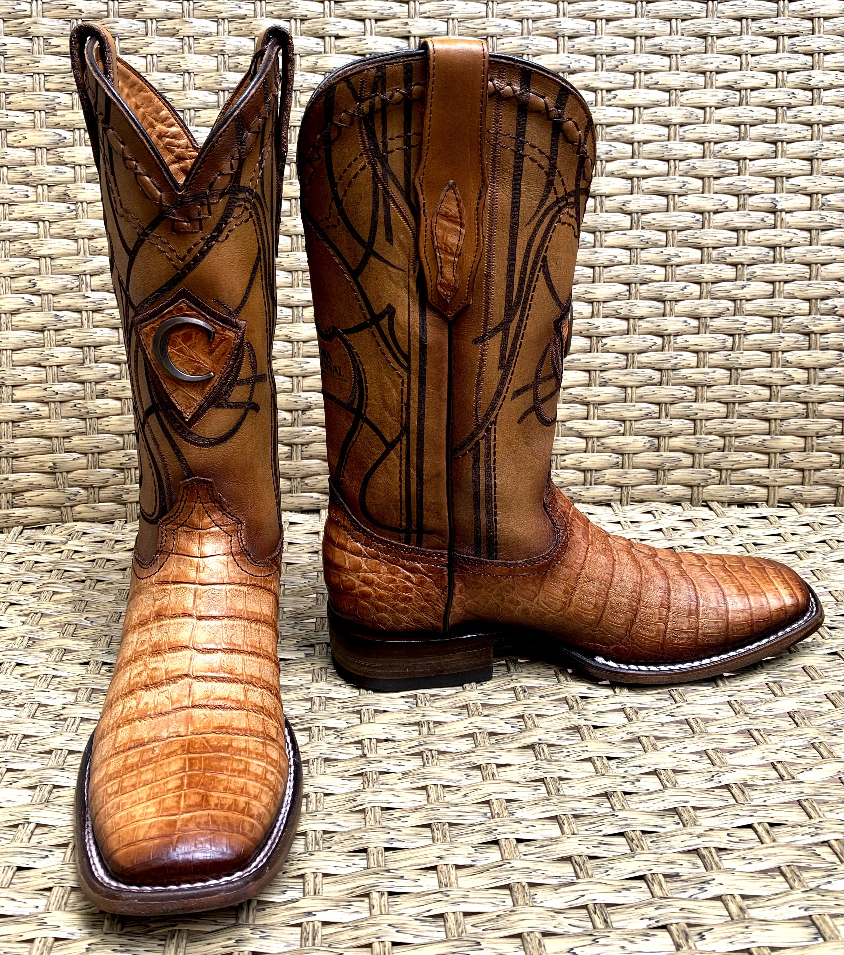 CUADRA FUSCUS BELLY TOASTER ALMENDRA