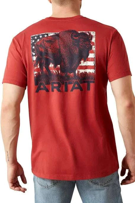ARIAT MEN BRICK RED BUFFALO FLAG SS TSHIRT -10065897 Laherradurawwnc.com