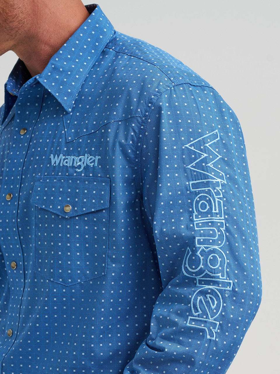 MENS WRANGLER SHIRT CLASSIC FIT - 112374858 Laherradurawwnc.com