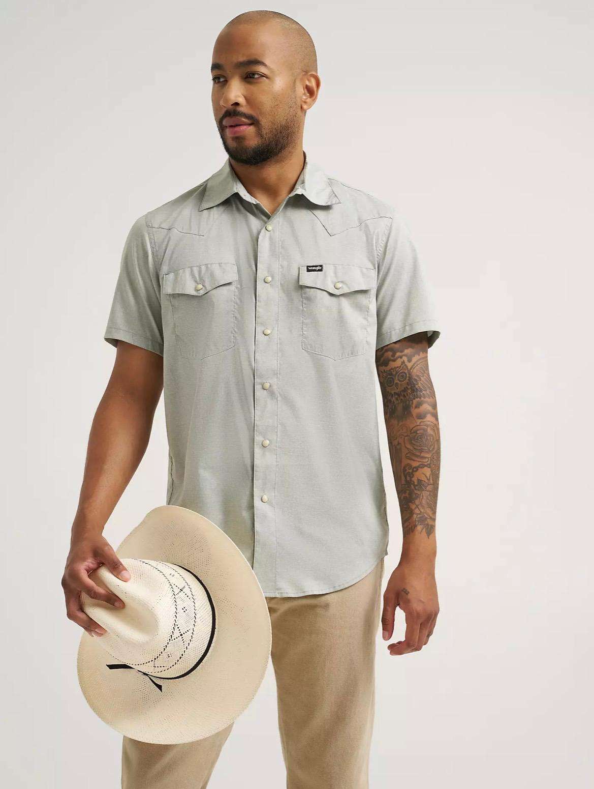 WRANGLER MEN ALL TERRAIN GEAR SHORT SLEEVE SHIRT GREEN 112375153 Laherradurawwnc.com