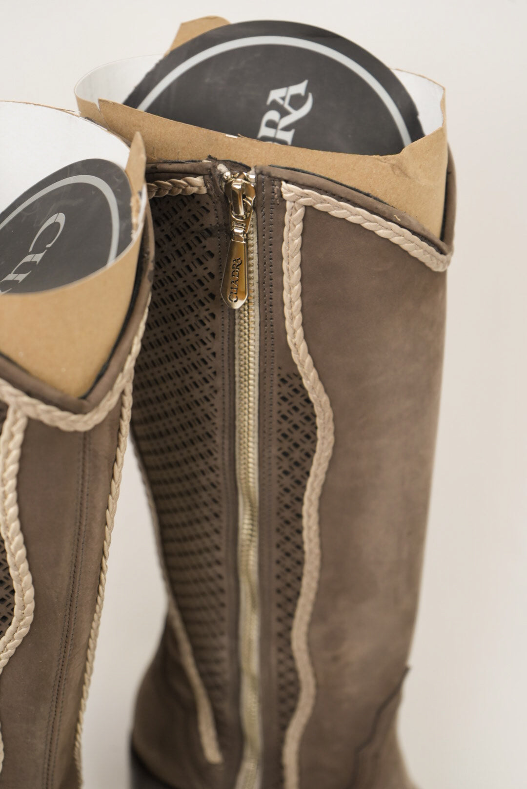 WOMEN’S CUADRA RES BESSERO NOBUCK GRIS CC335