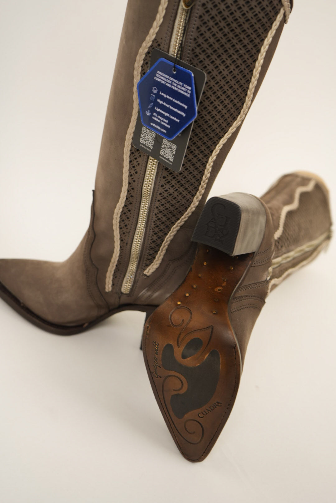 WOMEN’S CUADRA RES BESSERO NOBUCK GRIS CC335