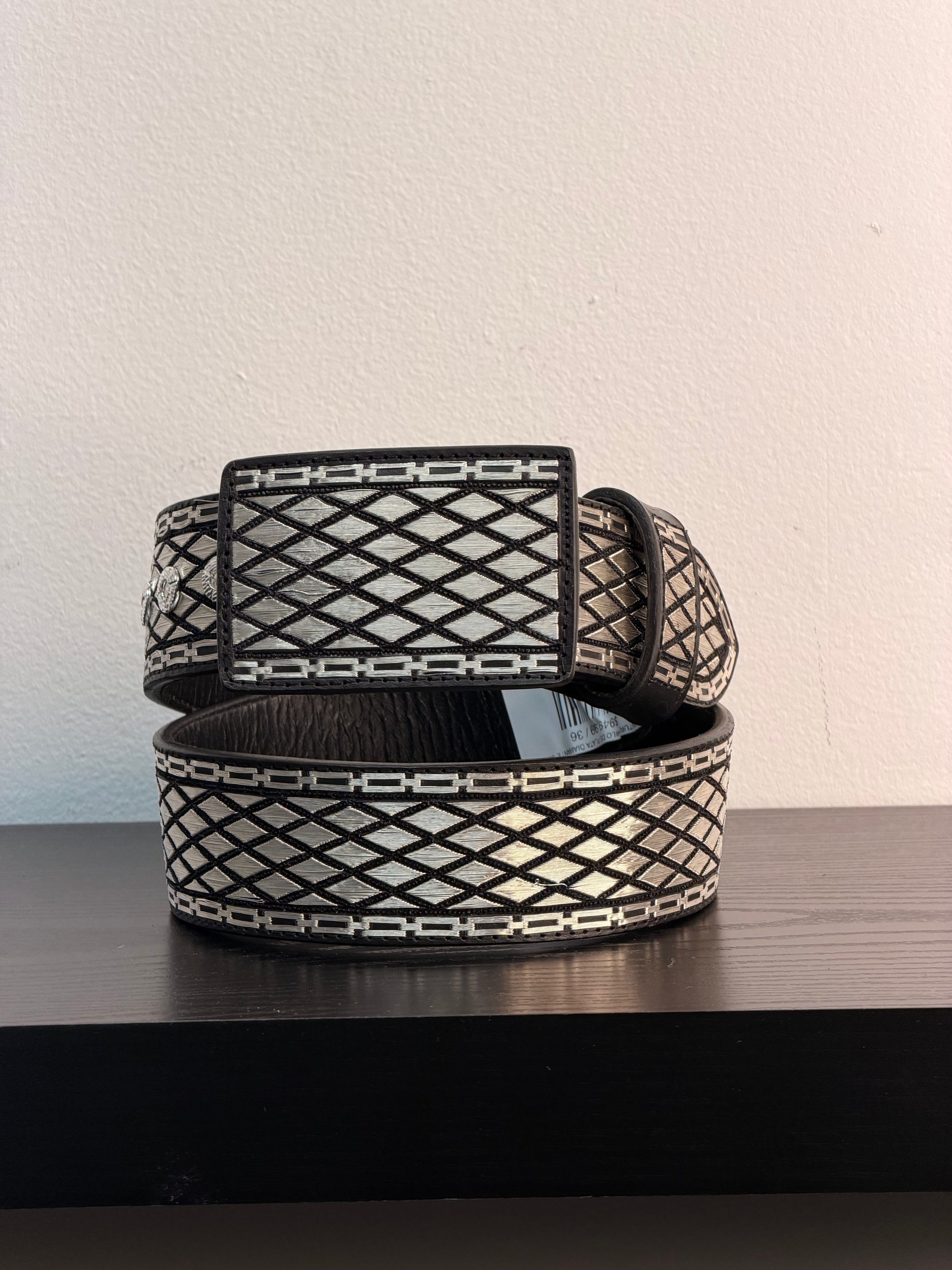 CINTURON HILO DE PLATA ROMBOS EXTRA TALA