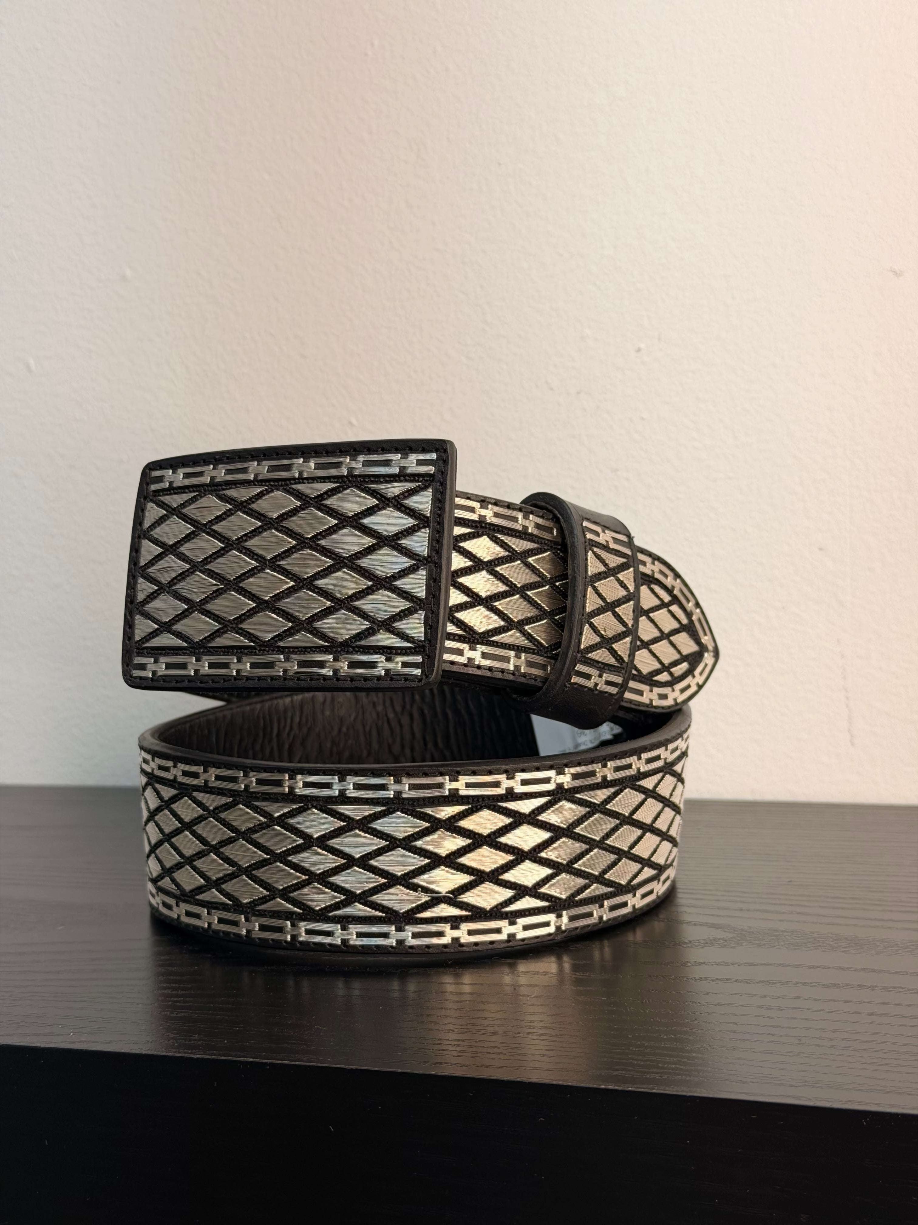 CINTURON HILO DE PLATA ROMBOS EXTRA TALA Laherradurawwnc.com