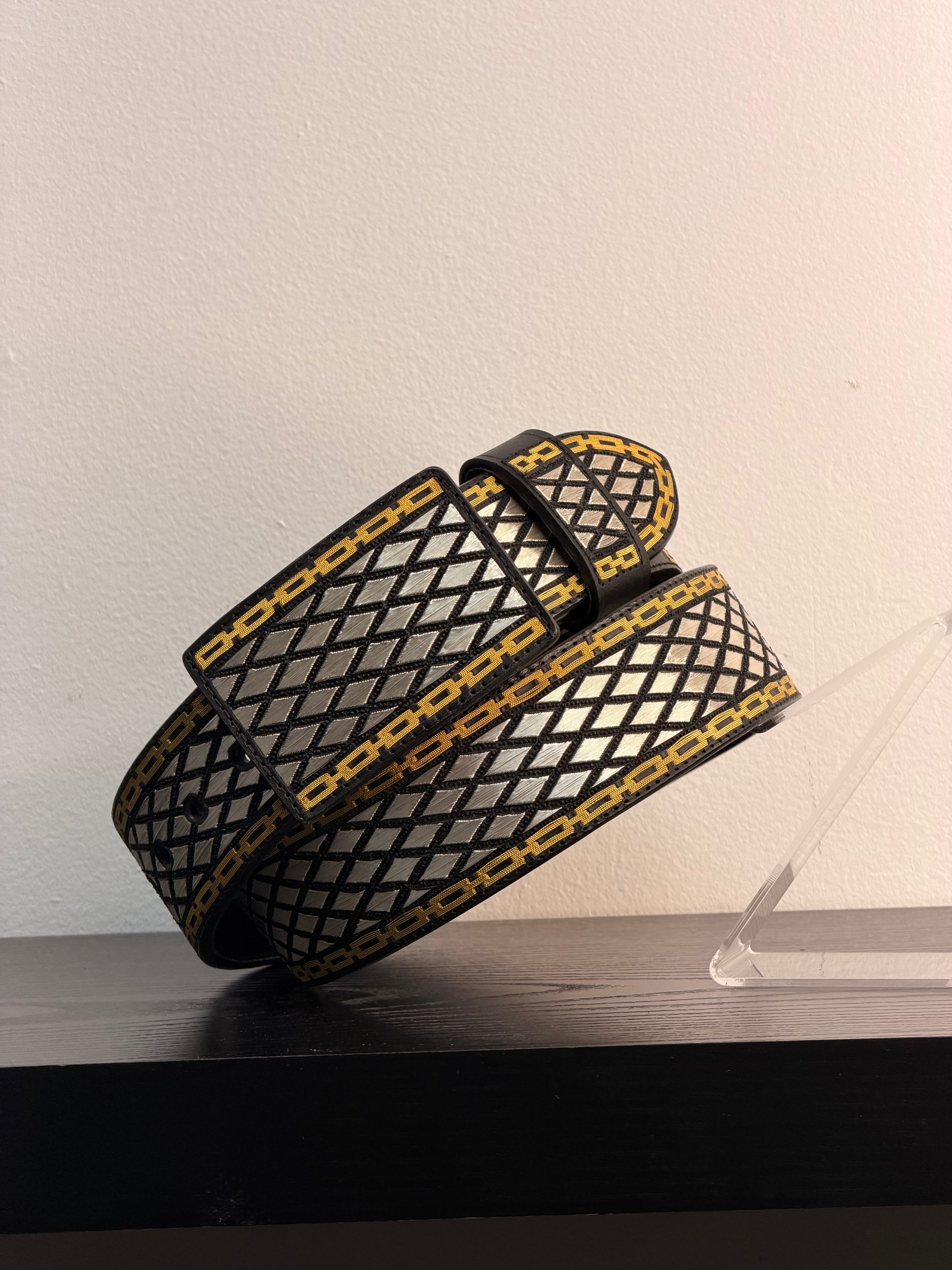 CINTURON HILO DE PLATA 3D