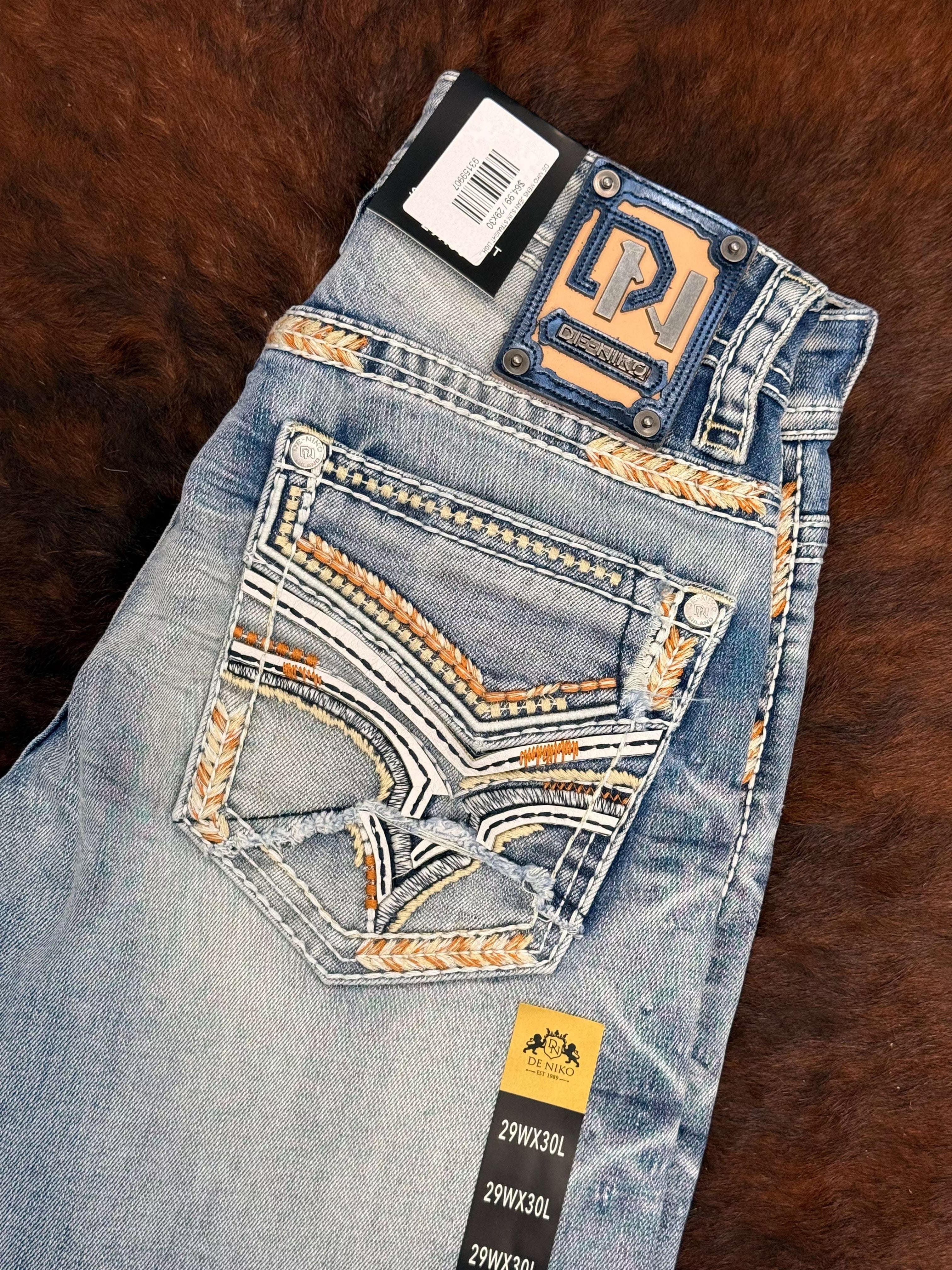 DE NIKO MENS JEAN SLIM STRAIGHT LIGHT WASH DN-25909 Laherradurawwnc.com