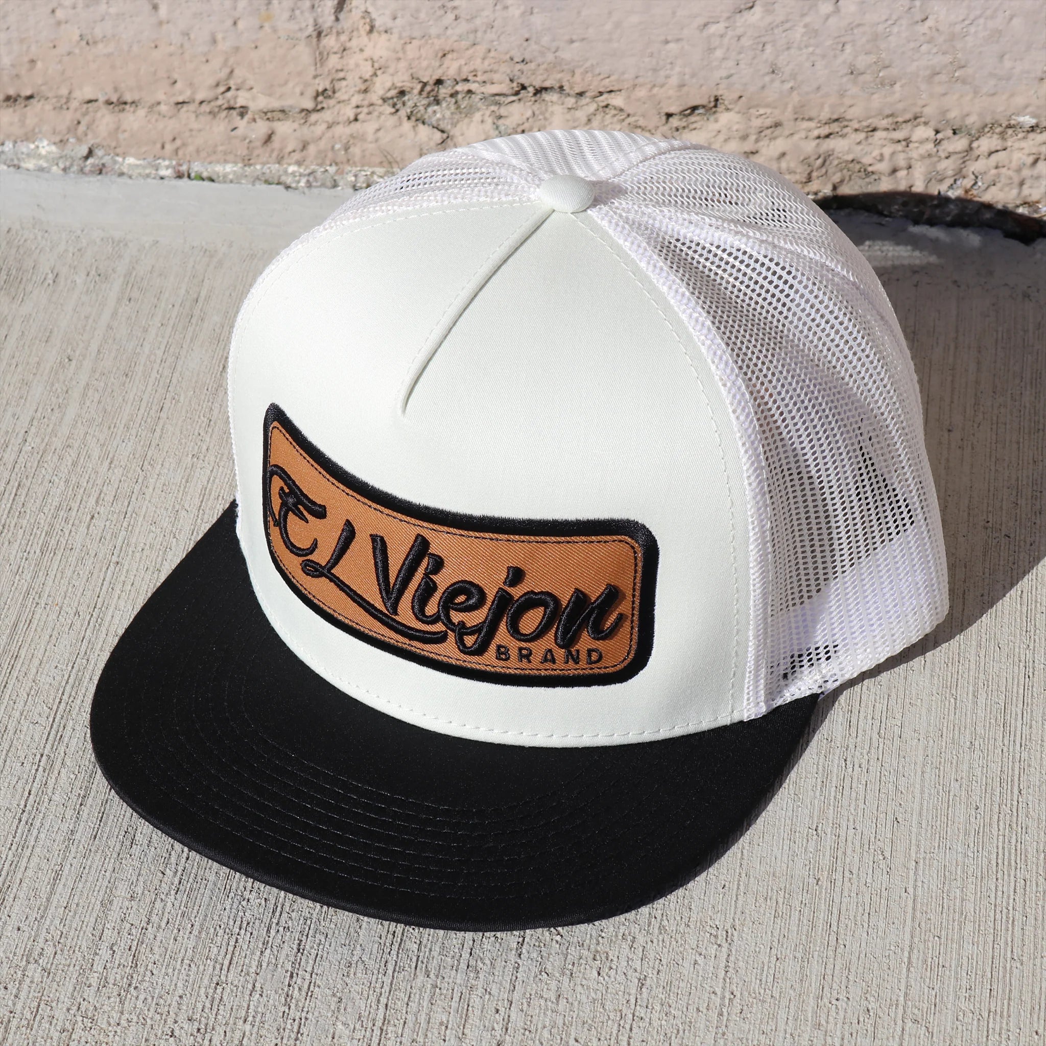 EL VIEJON BLACK IVORY FLAT CAP
