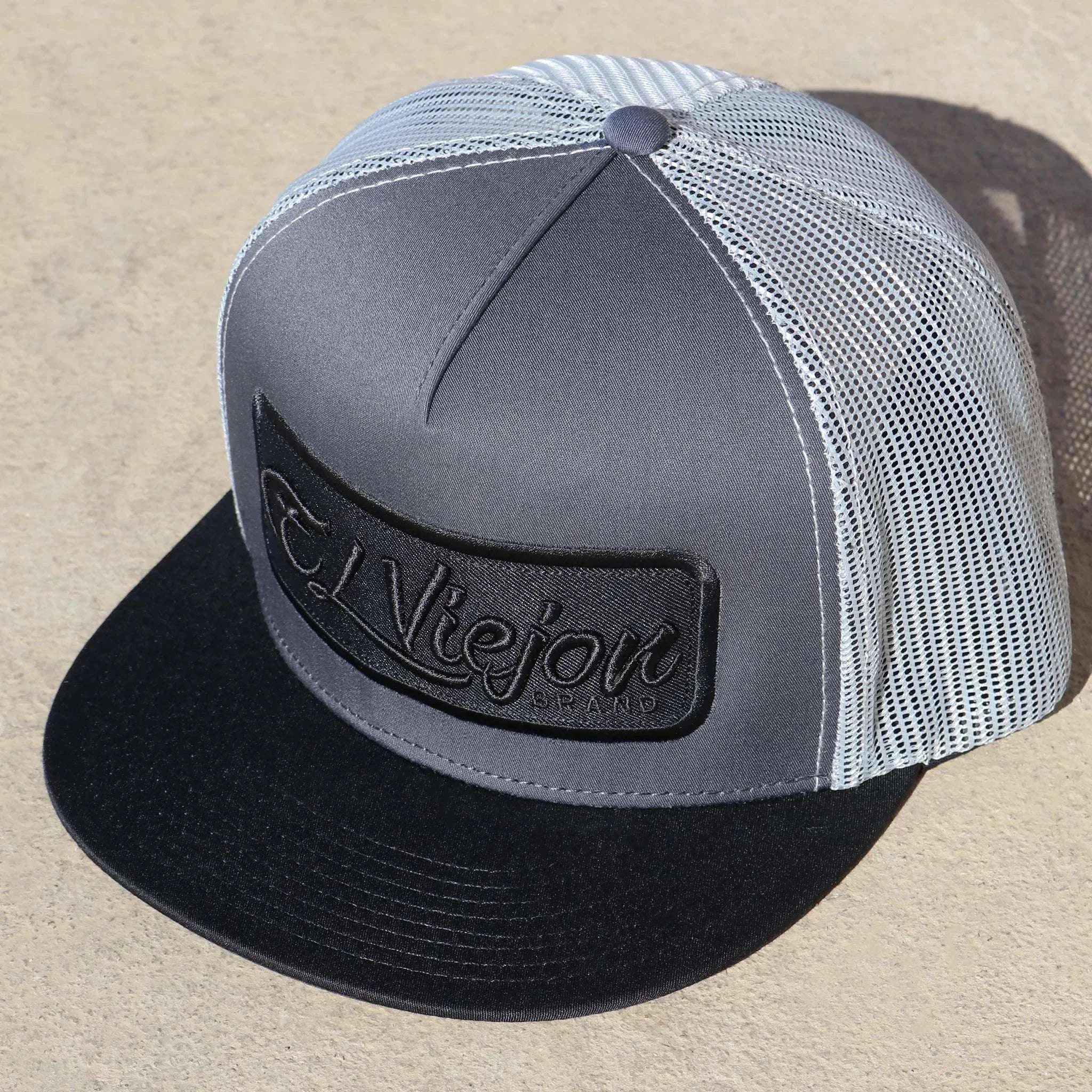 EL VIEJON BLACK/CHARCOAL FLAT CAP Laherradurawwnc.com