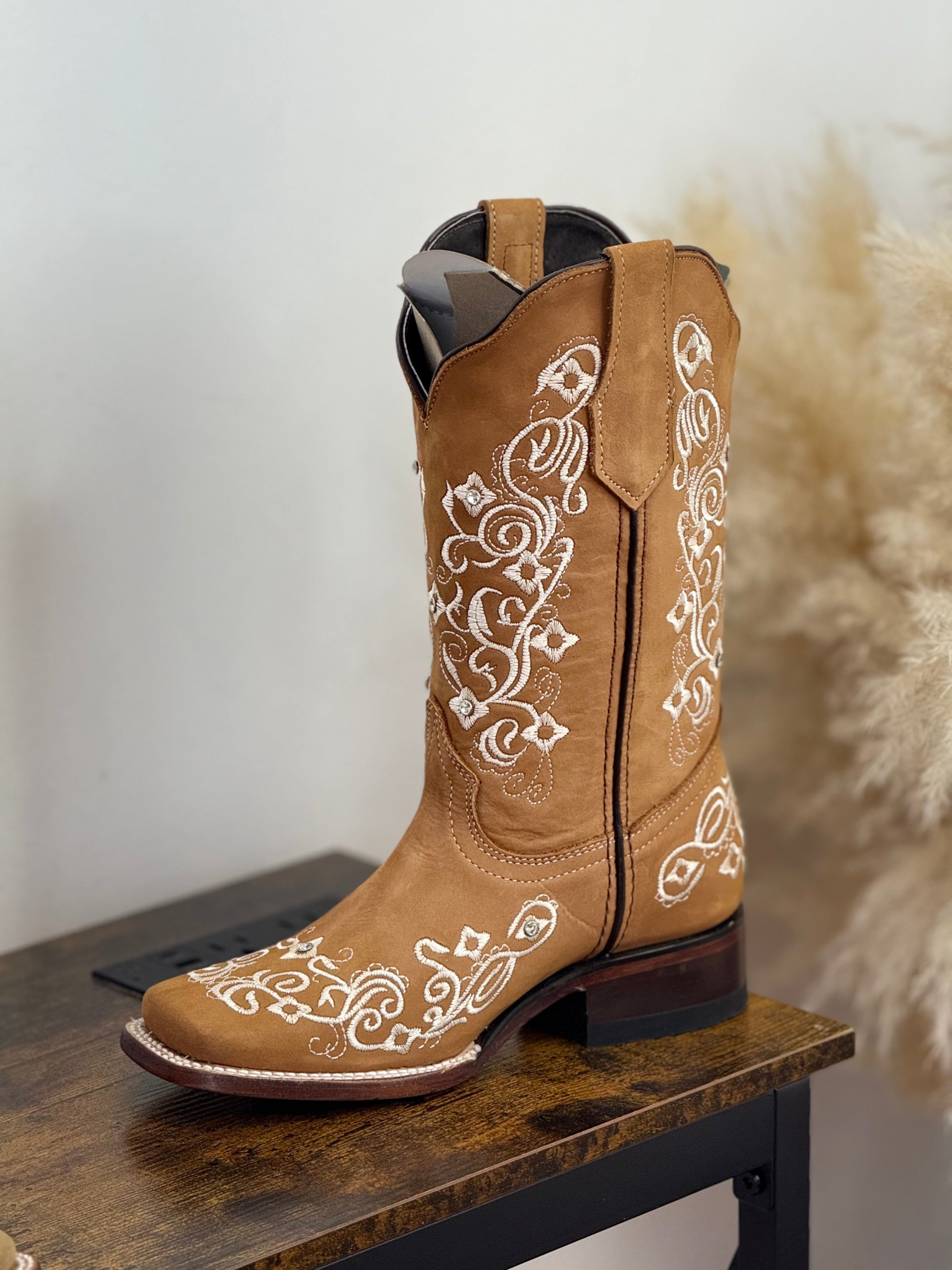 AGAVE WOMENS BOOT GRECAS NOBUCK ARENA CUERO BOTAS MUJERES