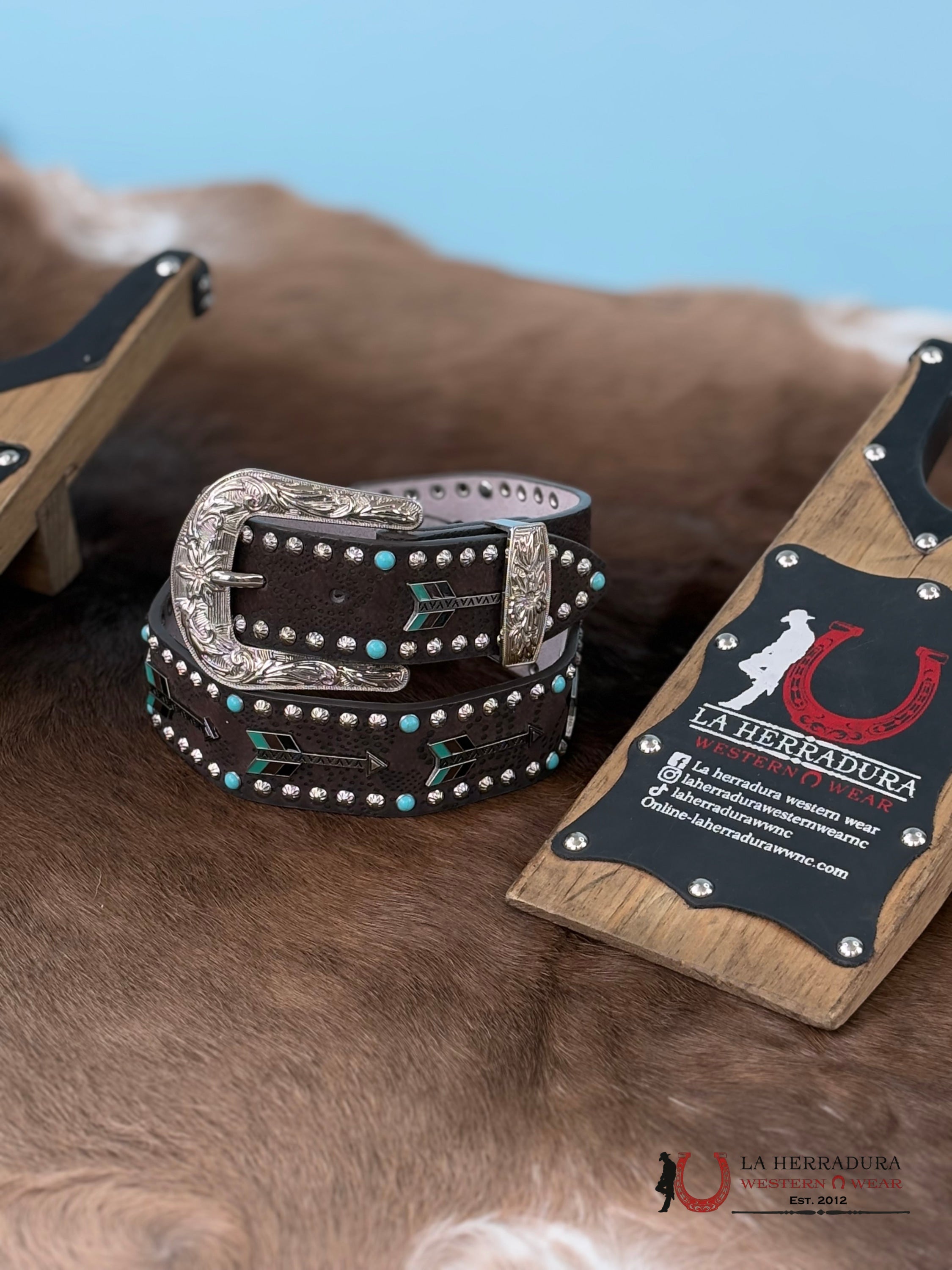 Angel Ranch Brown Arrow Jewl Belt Cinturones Mujeres