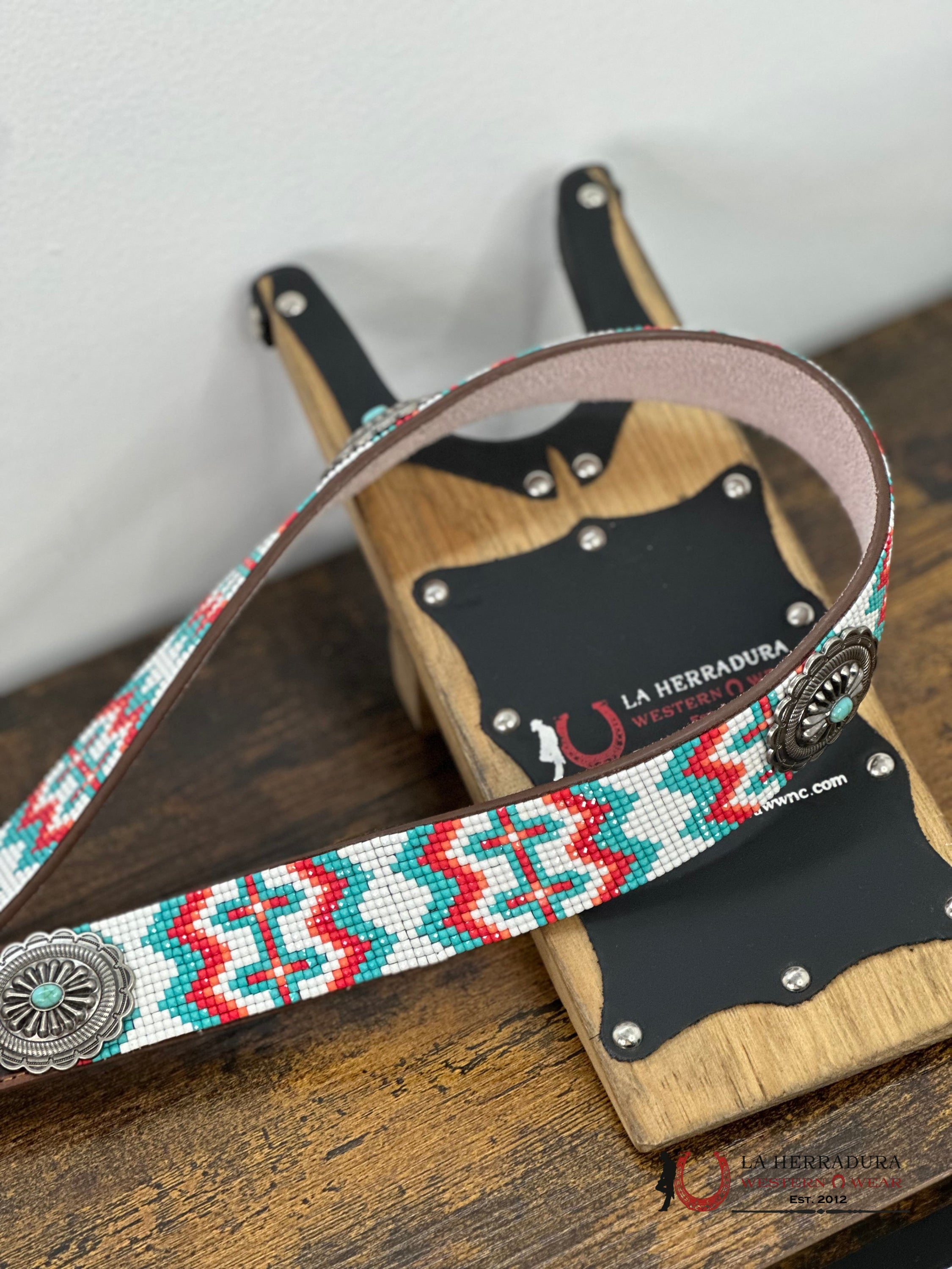 Angel Ranch Muli Color Gem Conch Belt Cinturones Mujeres