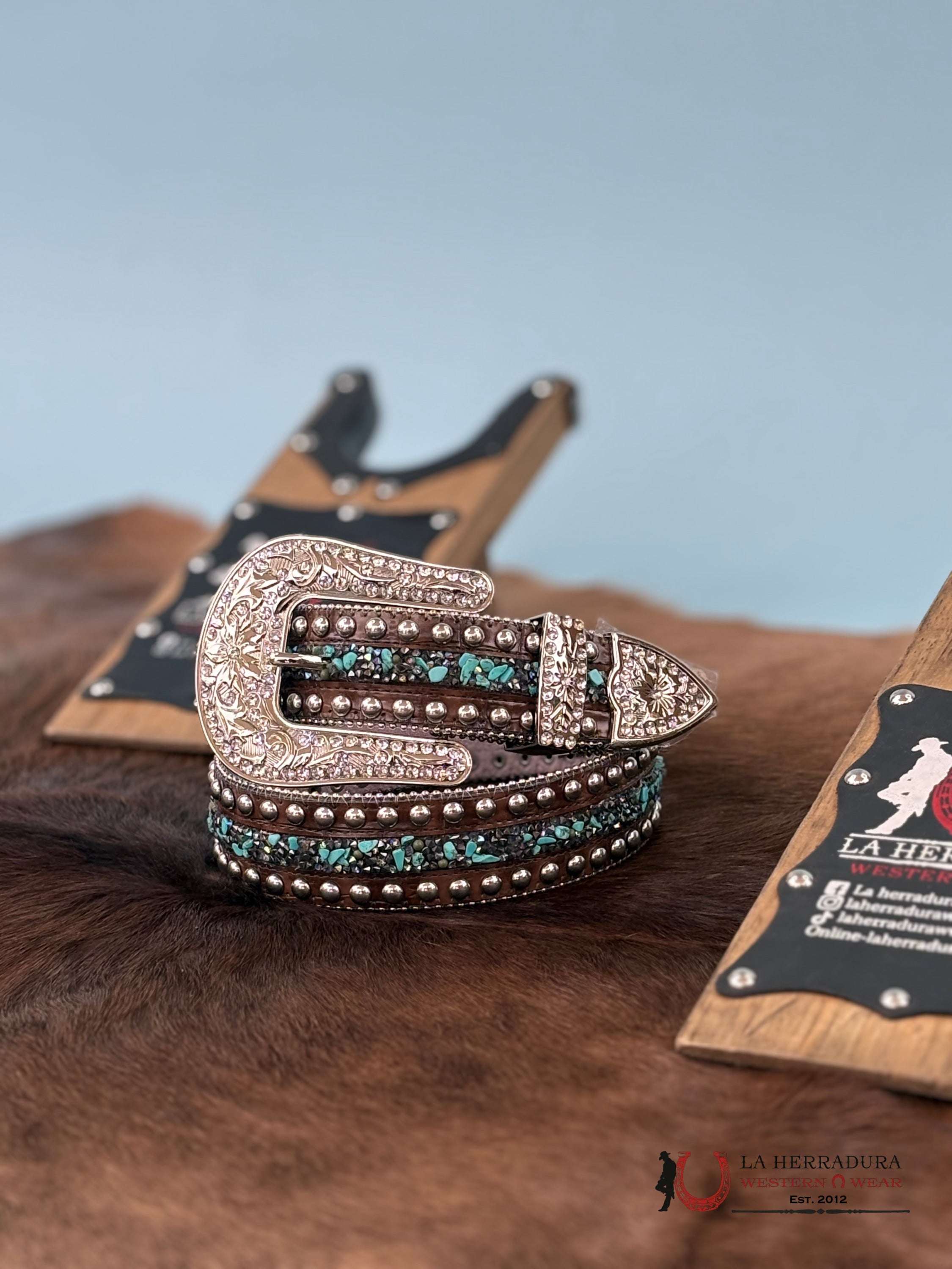 Angel Ranch Tourquoise Stud & Stone Belt Cinturones Mujeres