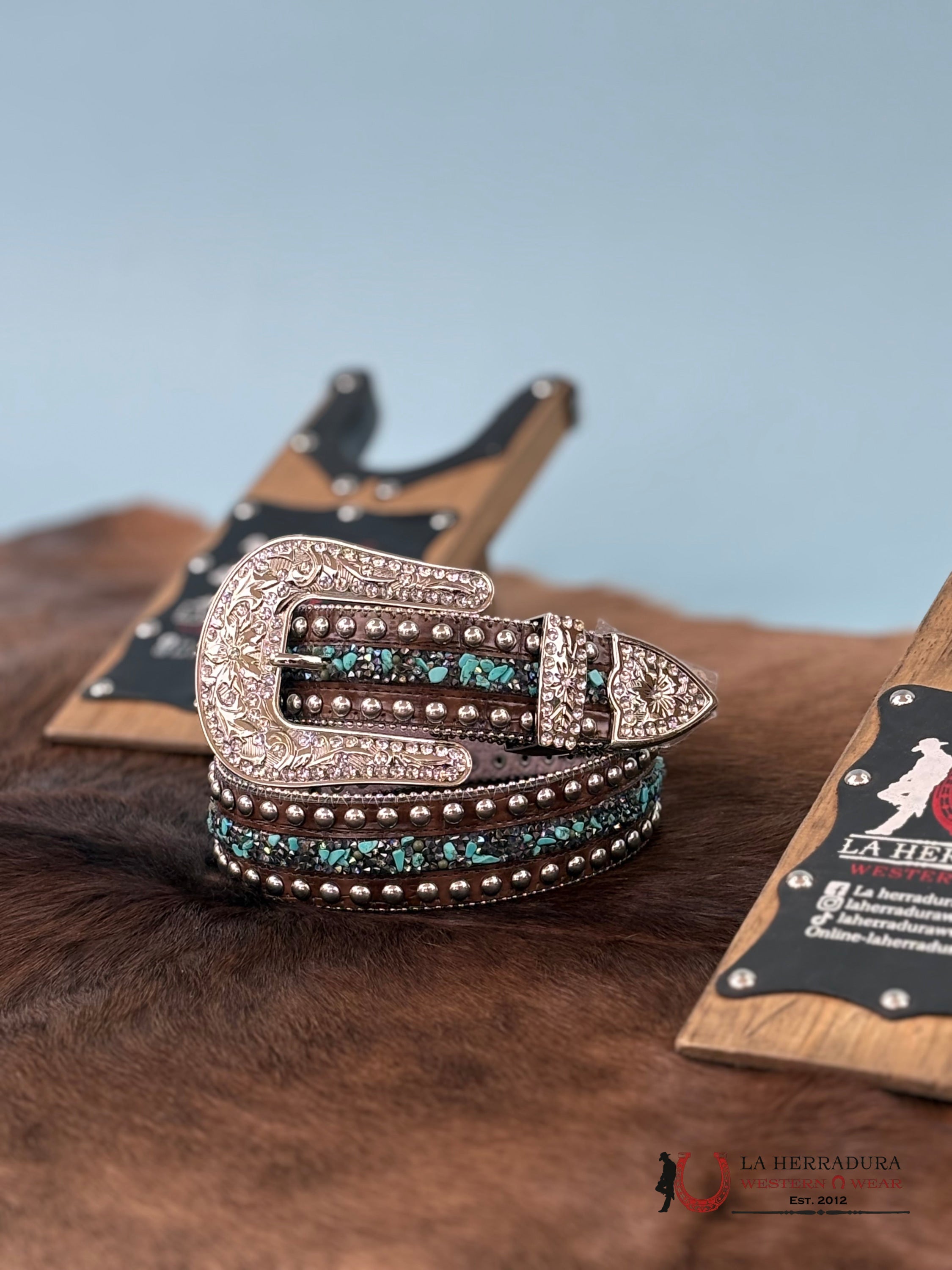 Angel Ranch Tourquoise Stud & Stone Belt Cinturones Mujeres