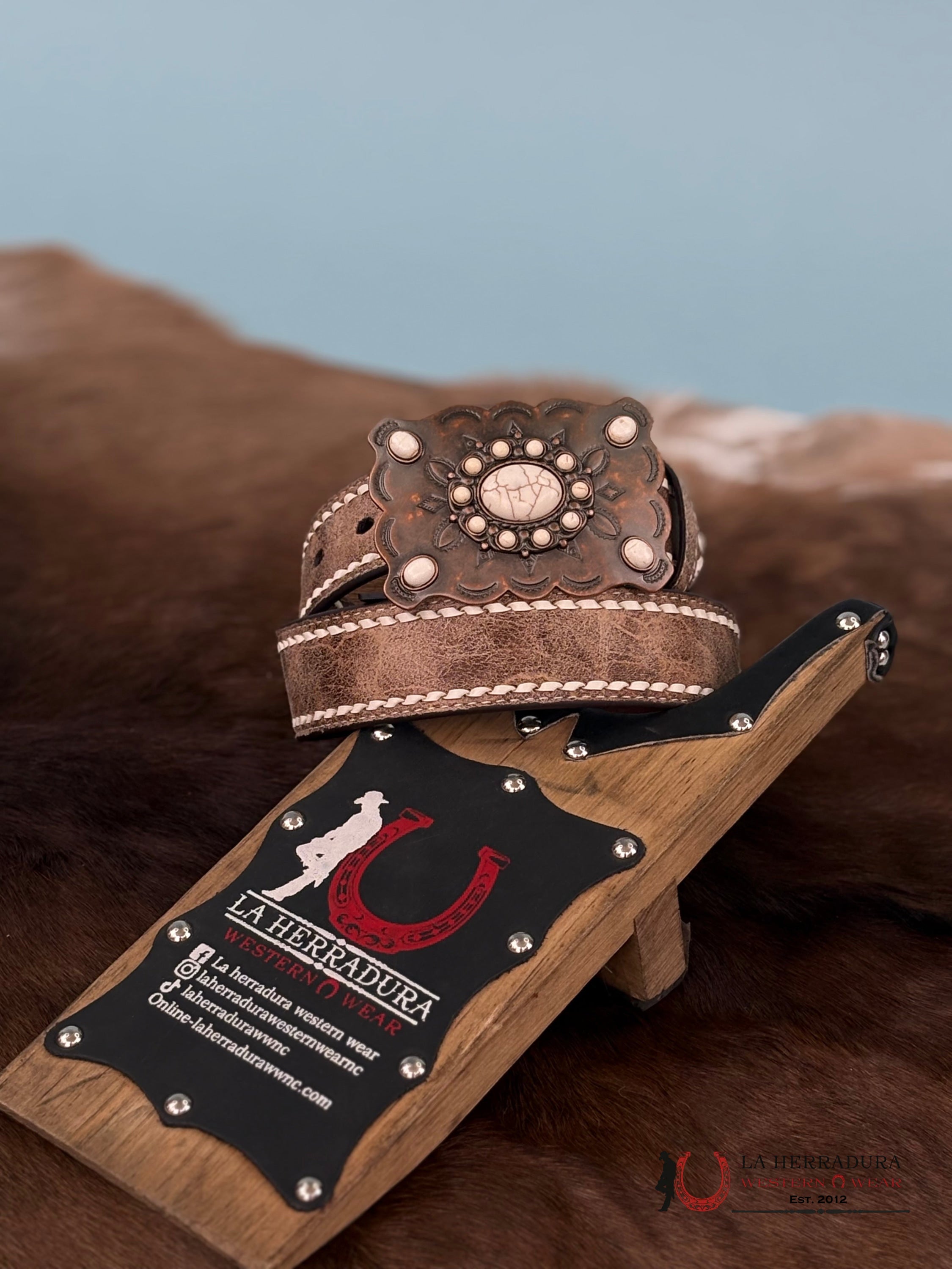 Angel Ranch Western Womens Belt Brown Leather White Stitching Cinturones Mujeres