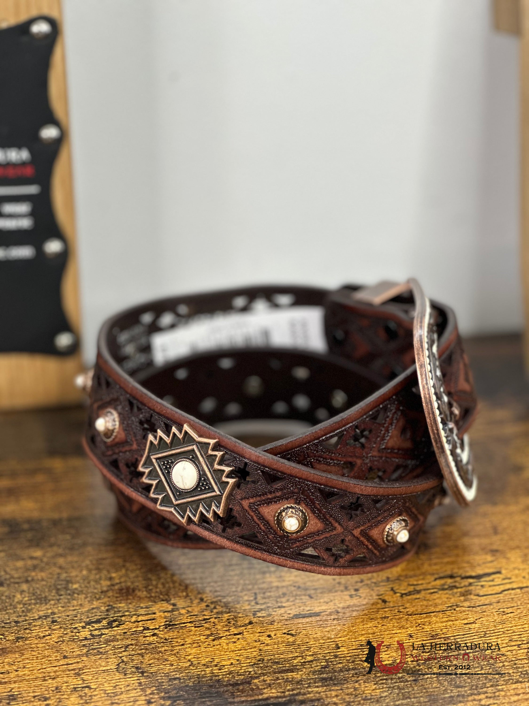 Angel Ranch Bone Chocó Belt Cinturones Mujeres