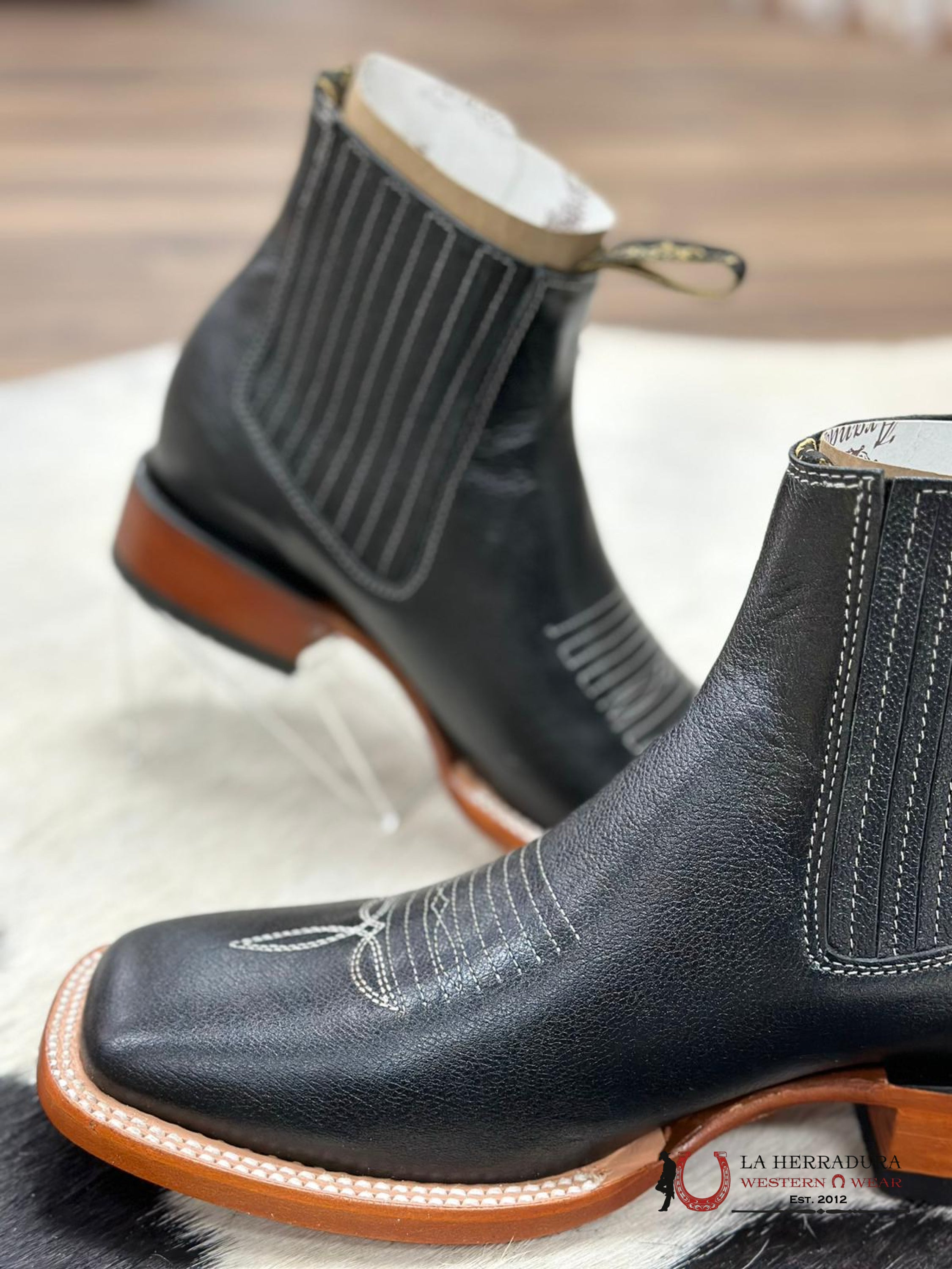 Arango Men’s Square Toe Botines Black Botas Hombres