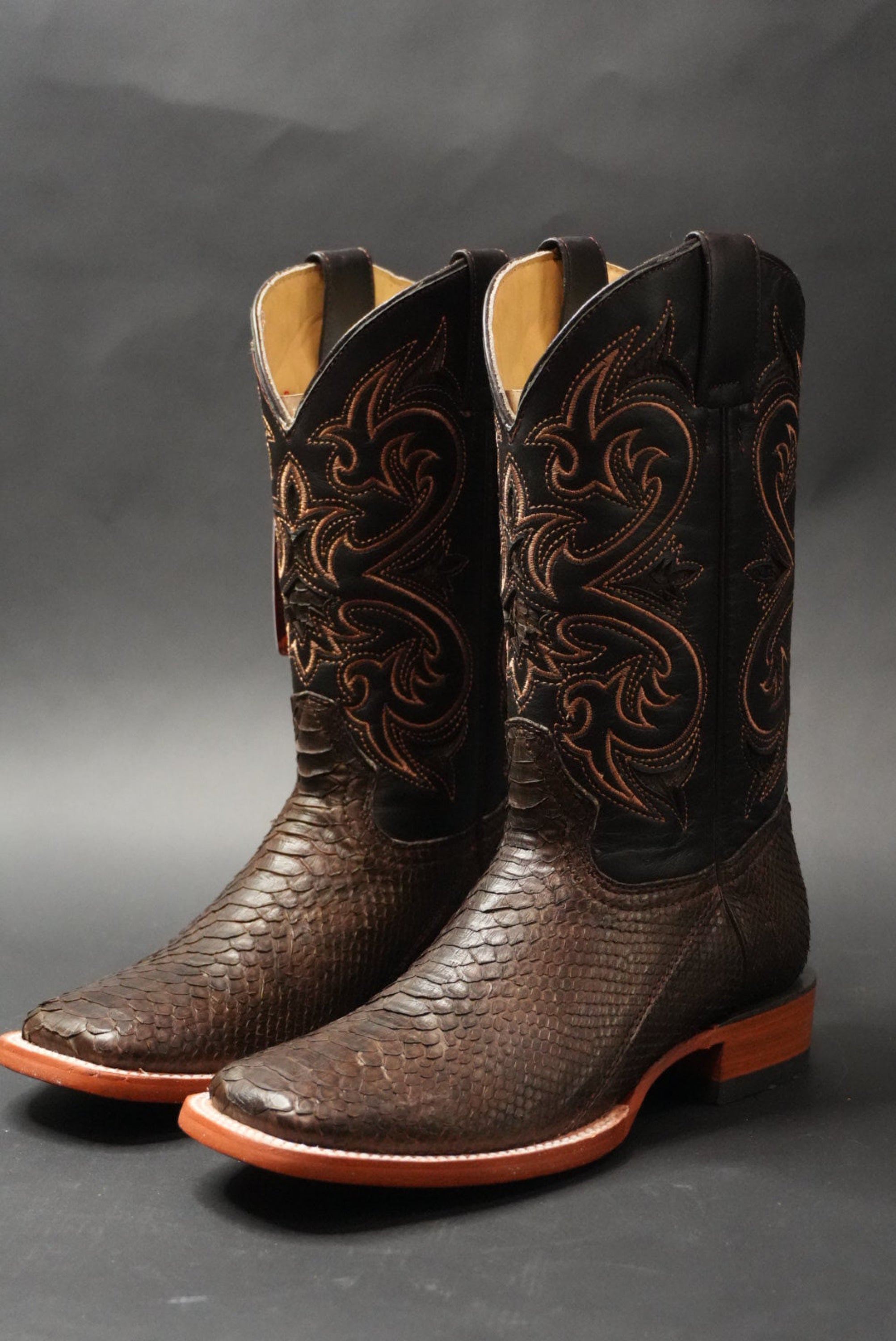 ARANGO BOOTS NOBUCK TOBACCO PYTHON BOTAS HOMBRES