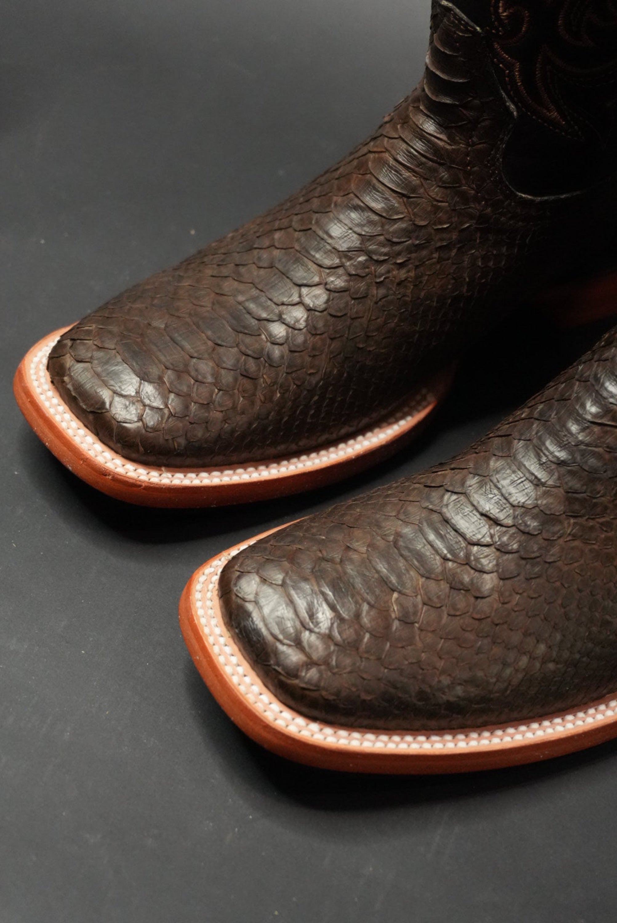 ARANGO BOOTS NOBUCK TOBACCO PYTHON BOTAS HOMBRES