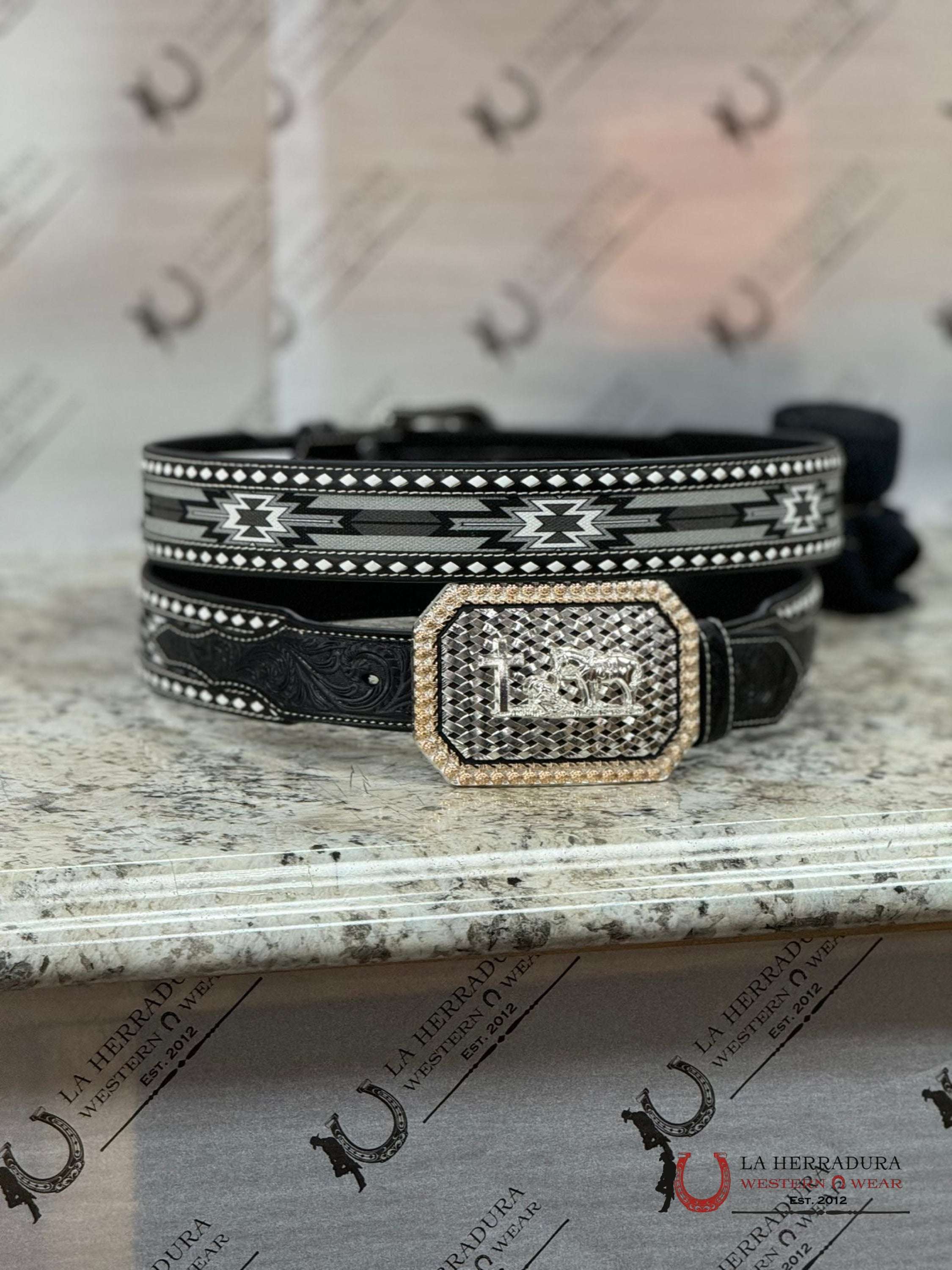 Ariat Black & White Aztec Stitch Belt Cinturones Hombres