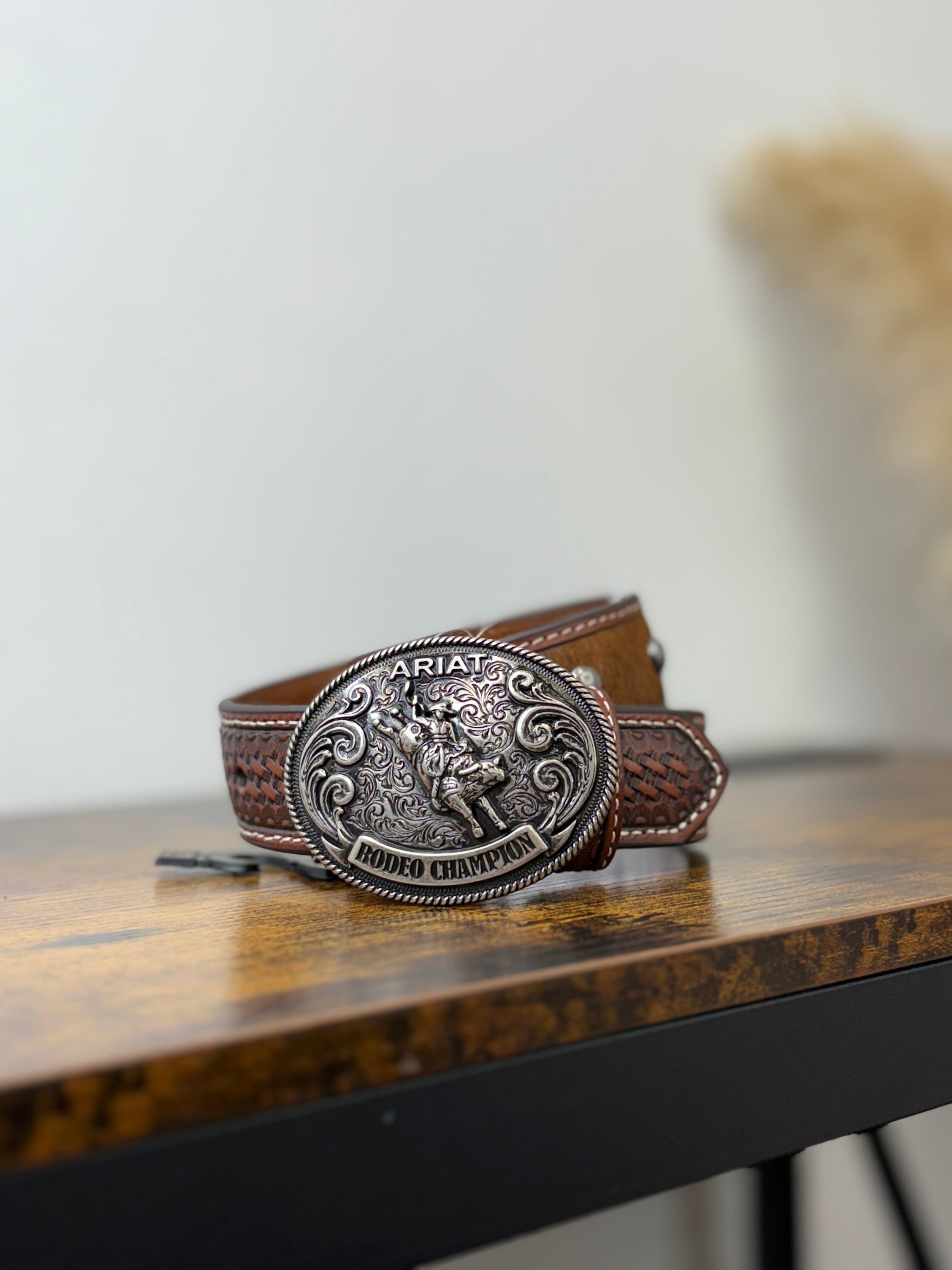 ARIAT BOYS BROWN COWHIDE BELT- A1305608 NIÑOS