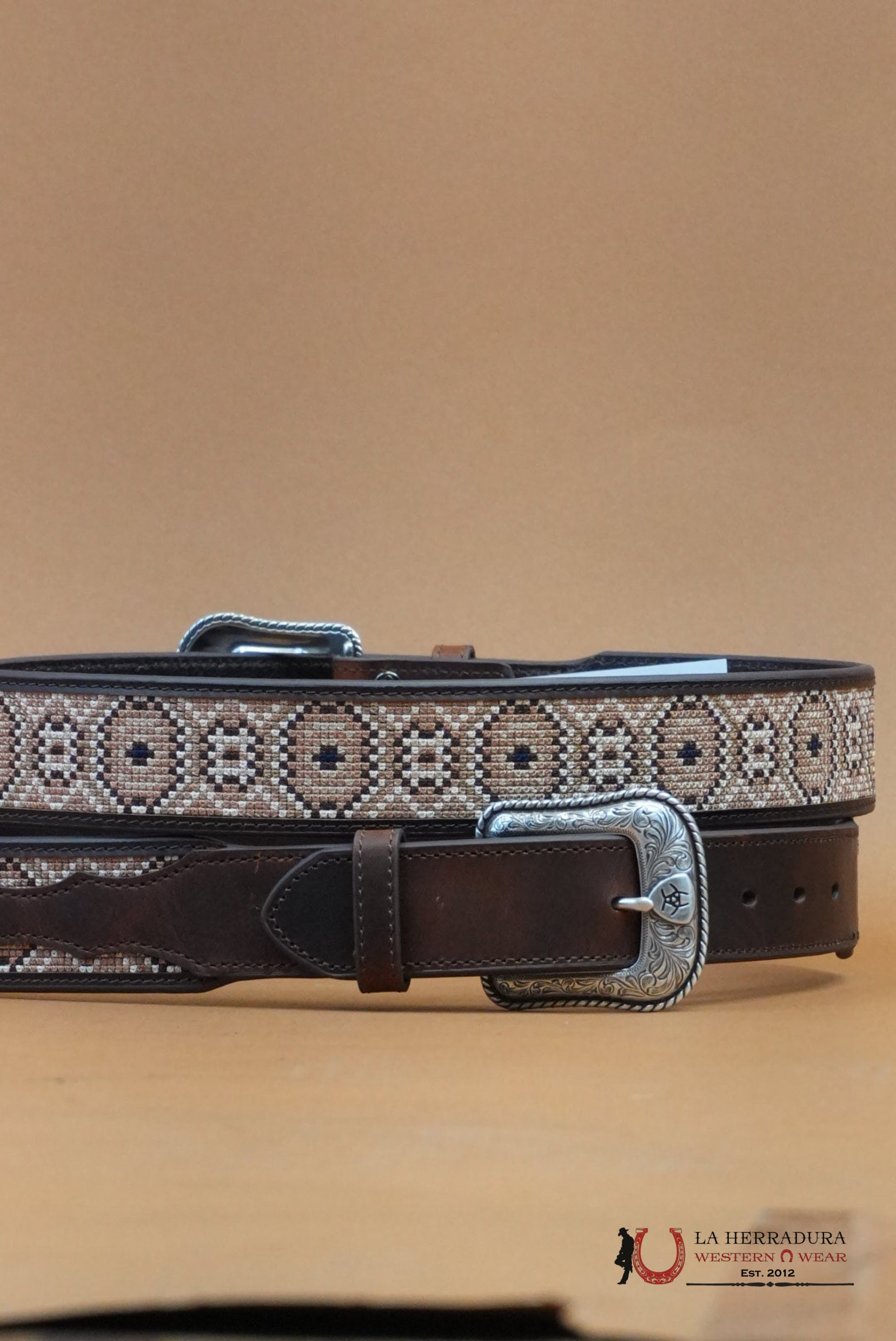 Ariat Brown Multi Color Aztec Print Belt CINTURONES HOMBRES