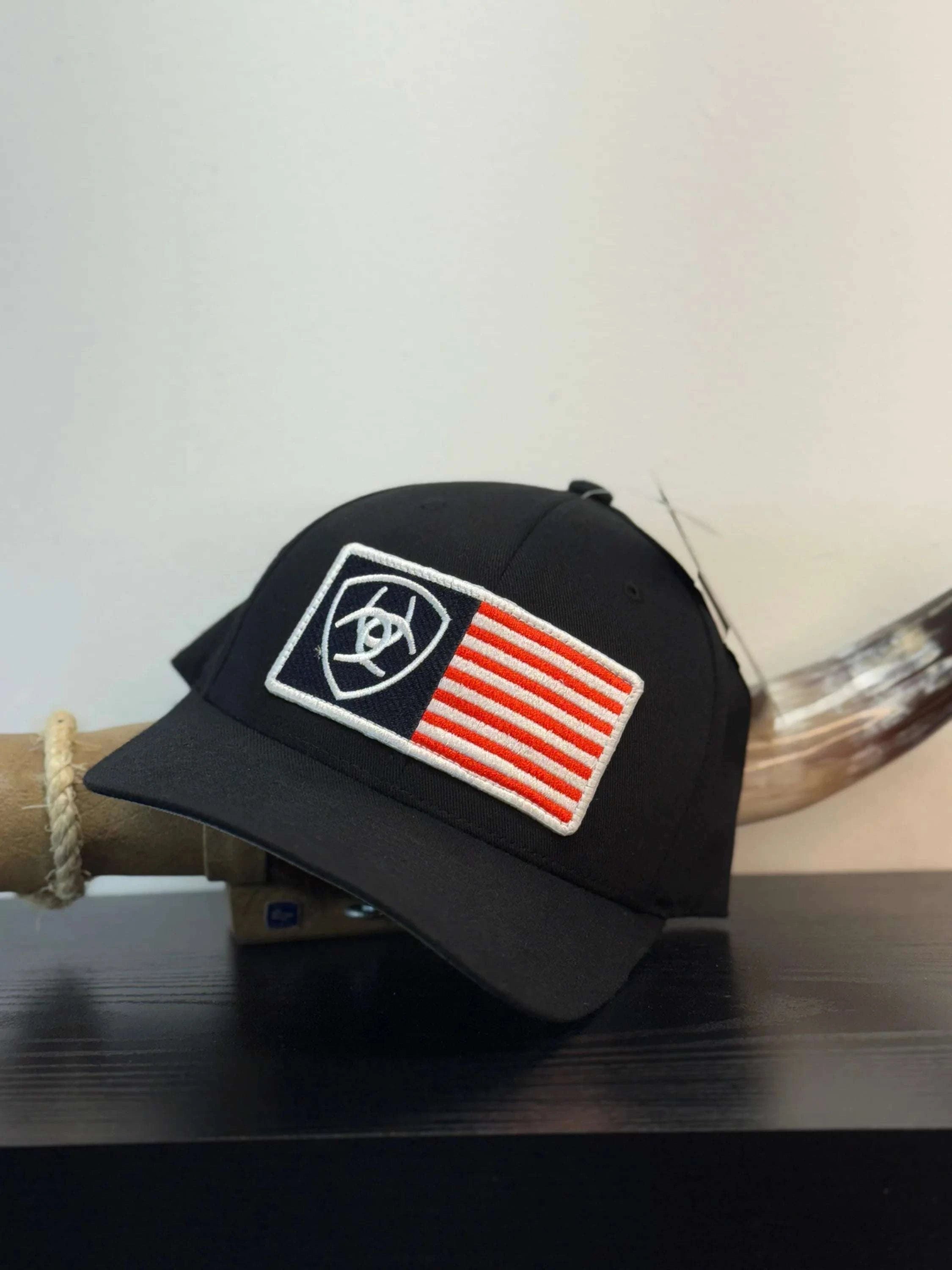ARIAT CAP BLACK WITH AMERICAN FLAG COLOR CAPS MENS GORRAS HOMBRES