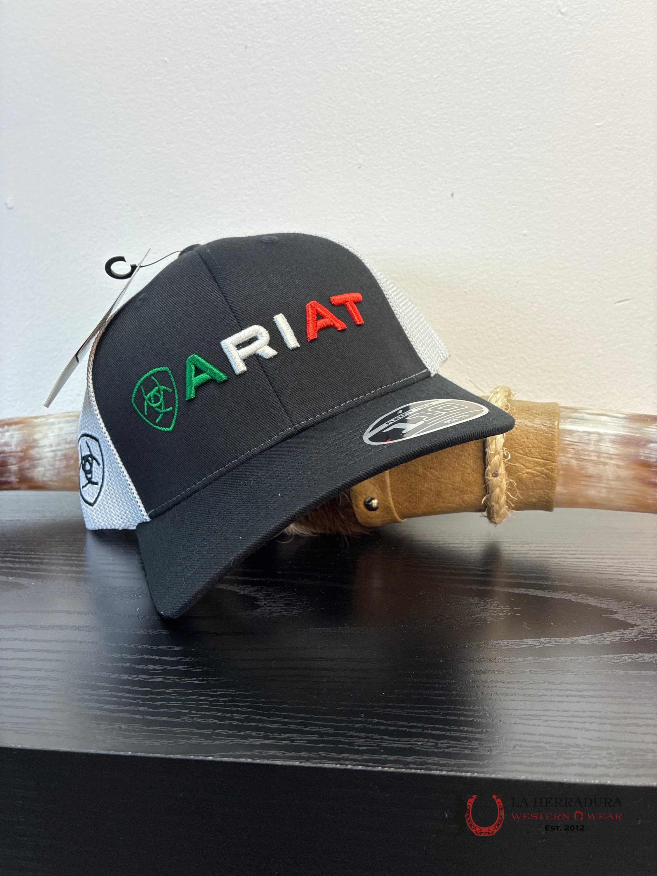 ARIAT CAP BLACK WITH MEXICO COLOR FLAG CAPS MENS GORRAS HOMBRES