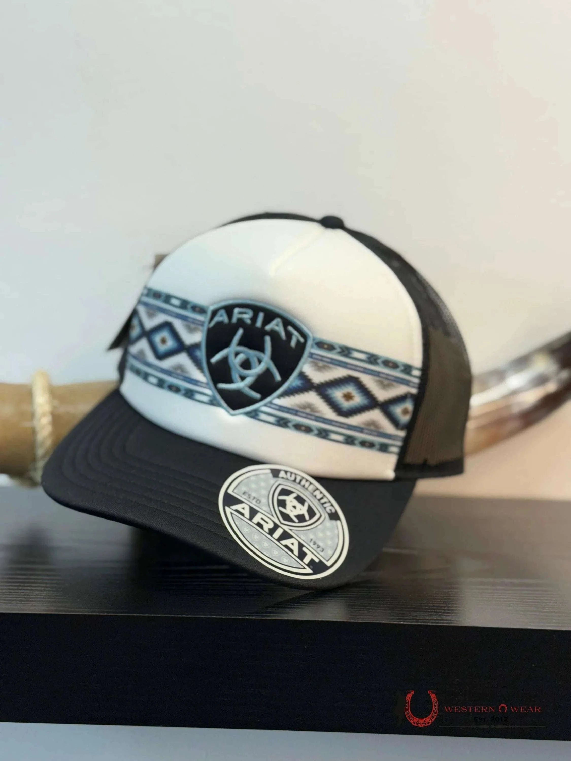ARIAT CAP BLUE WITH BLACK CAPS MENS GORRAS HOMBRES