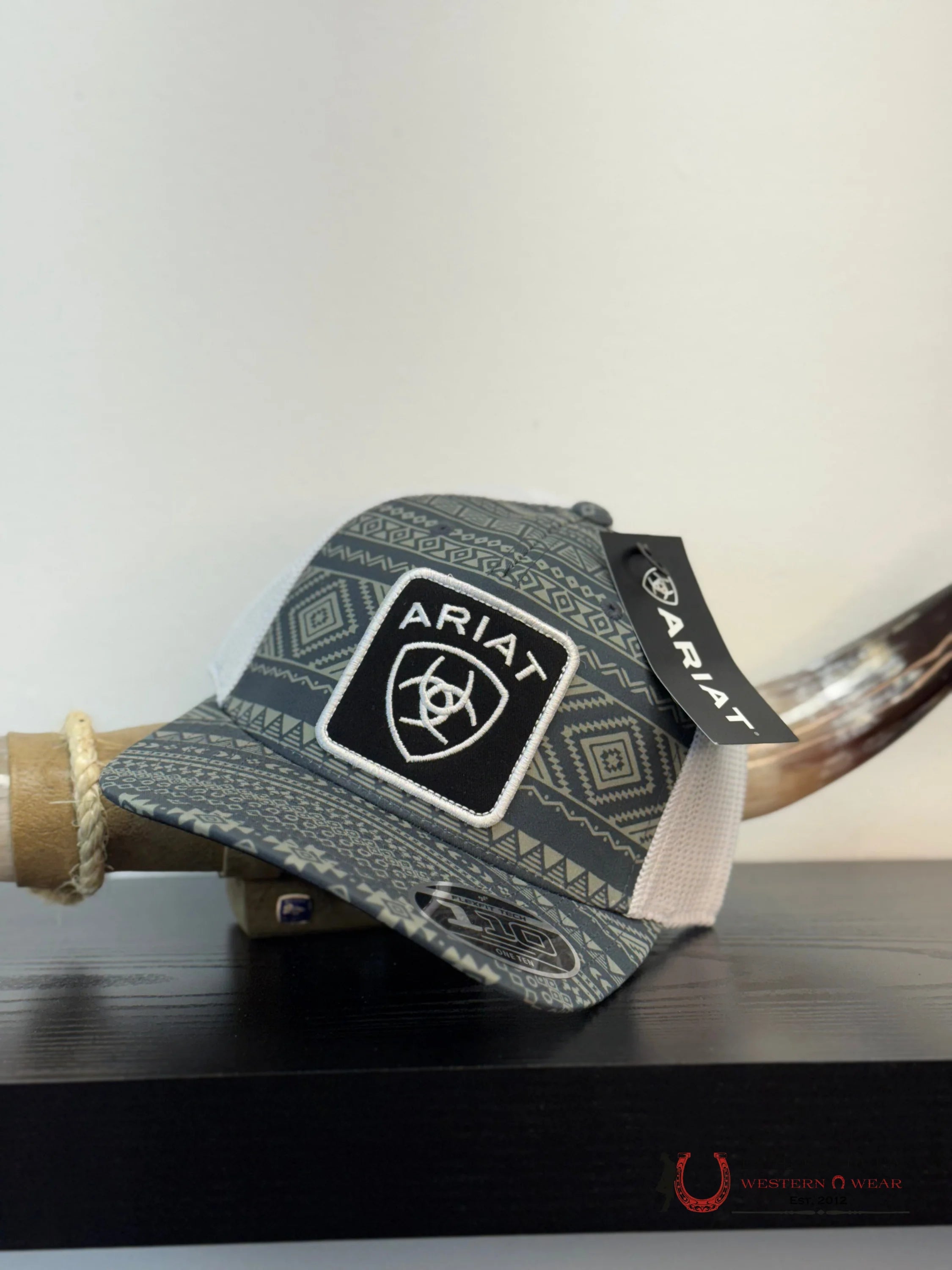 ARIAT CAP GREEN AND WHITE CAPS MENS GORRAS HOMBRES