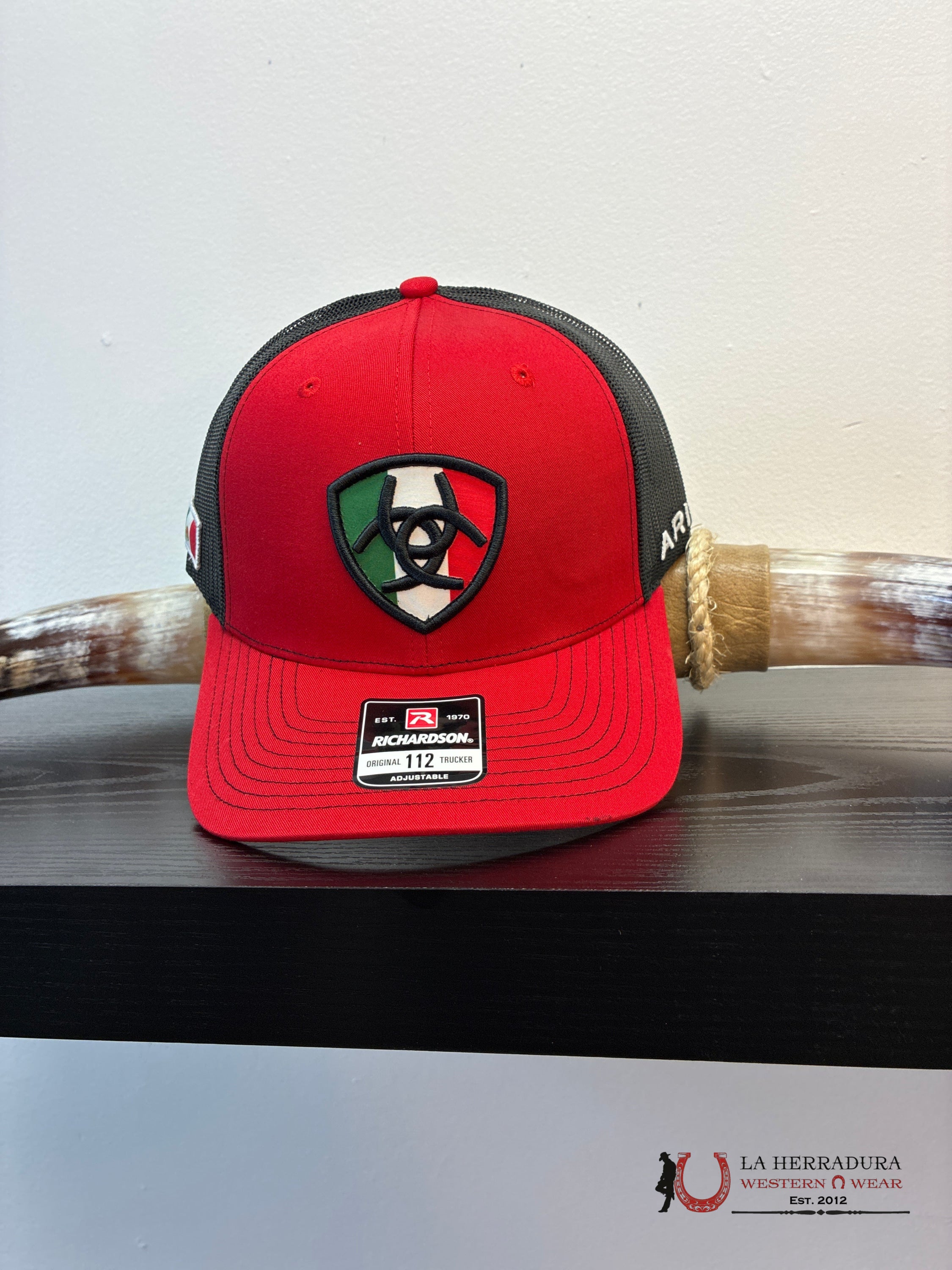 ARIAT CAP RED AND MEXICO LOGO COLOR CAPS MENS GORRAS HOMBRES