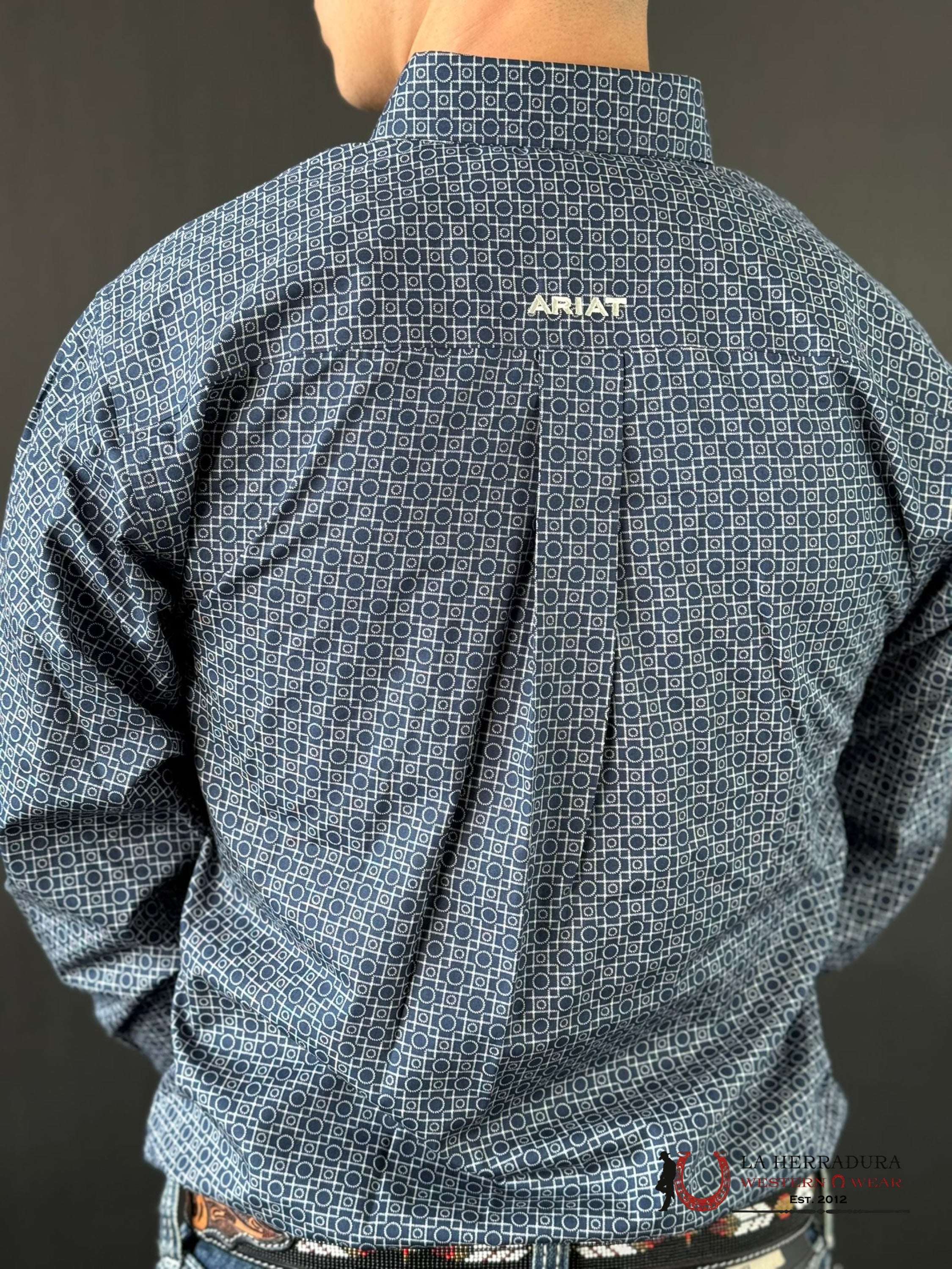 Ariat Fitted Kieran Deep Pacific Blue Ropa Hombres
