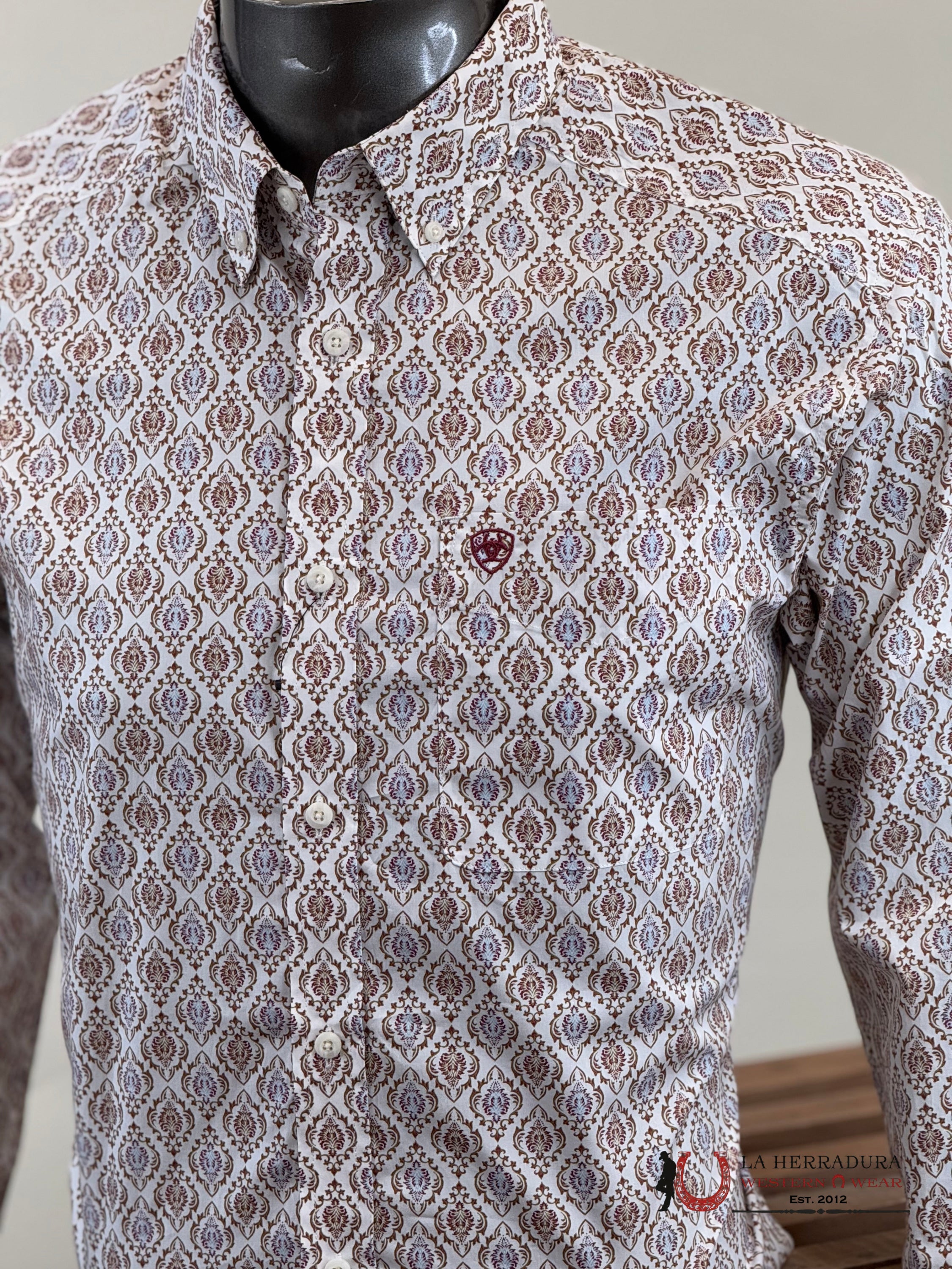 ARIAT GREELY LONG SLEEVE SHIRT BRICK CLASSIC FIT - 4646 ROPA HOMBRES