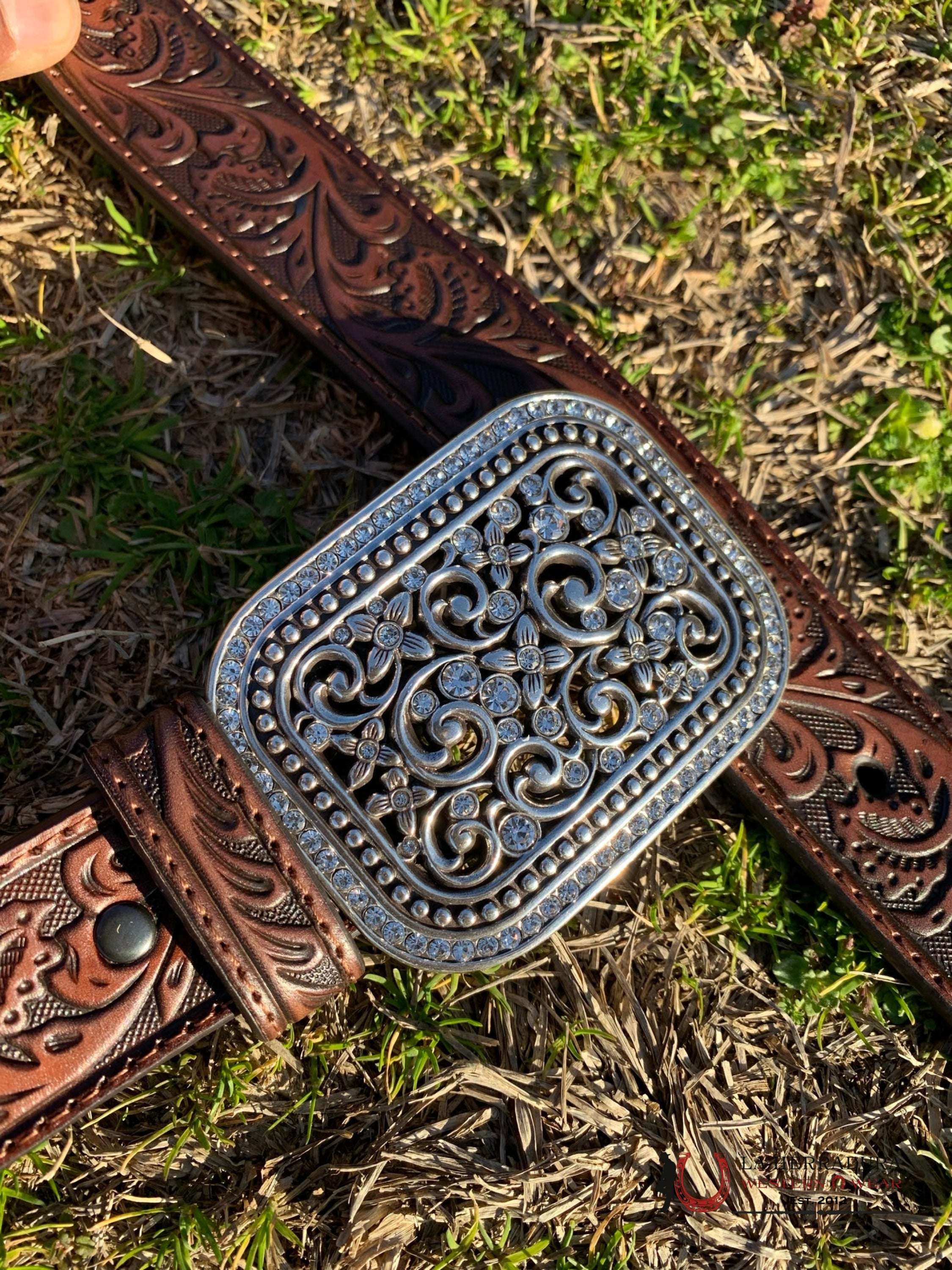 Ariat Hand Tooled Cognac Sparkle Buckle 6957 Cinturones Mujeres