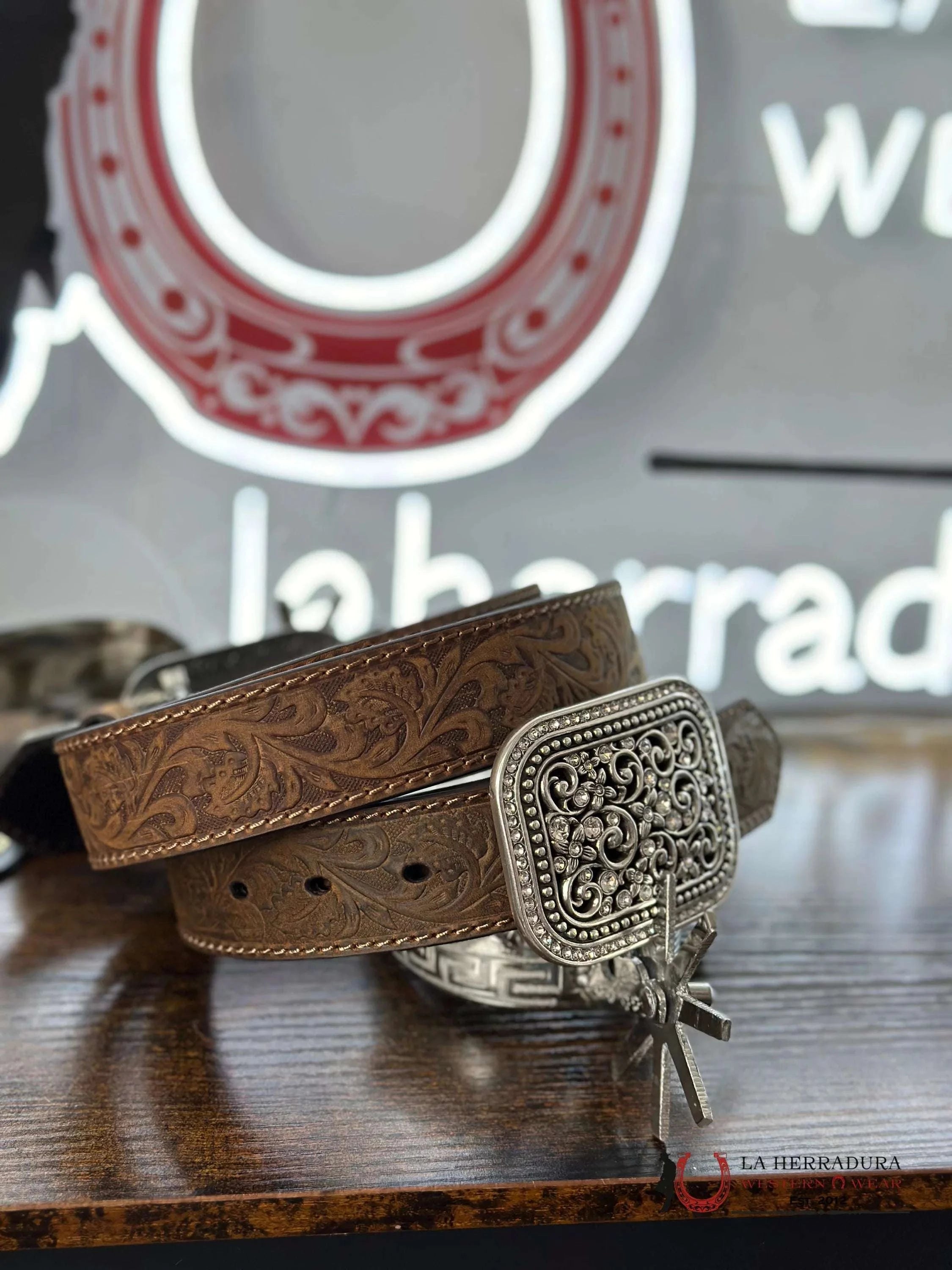 Ariat Hand Tooled Sand Sbelt Sparkle Buckle Cinturones Mujeres