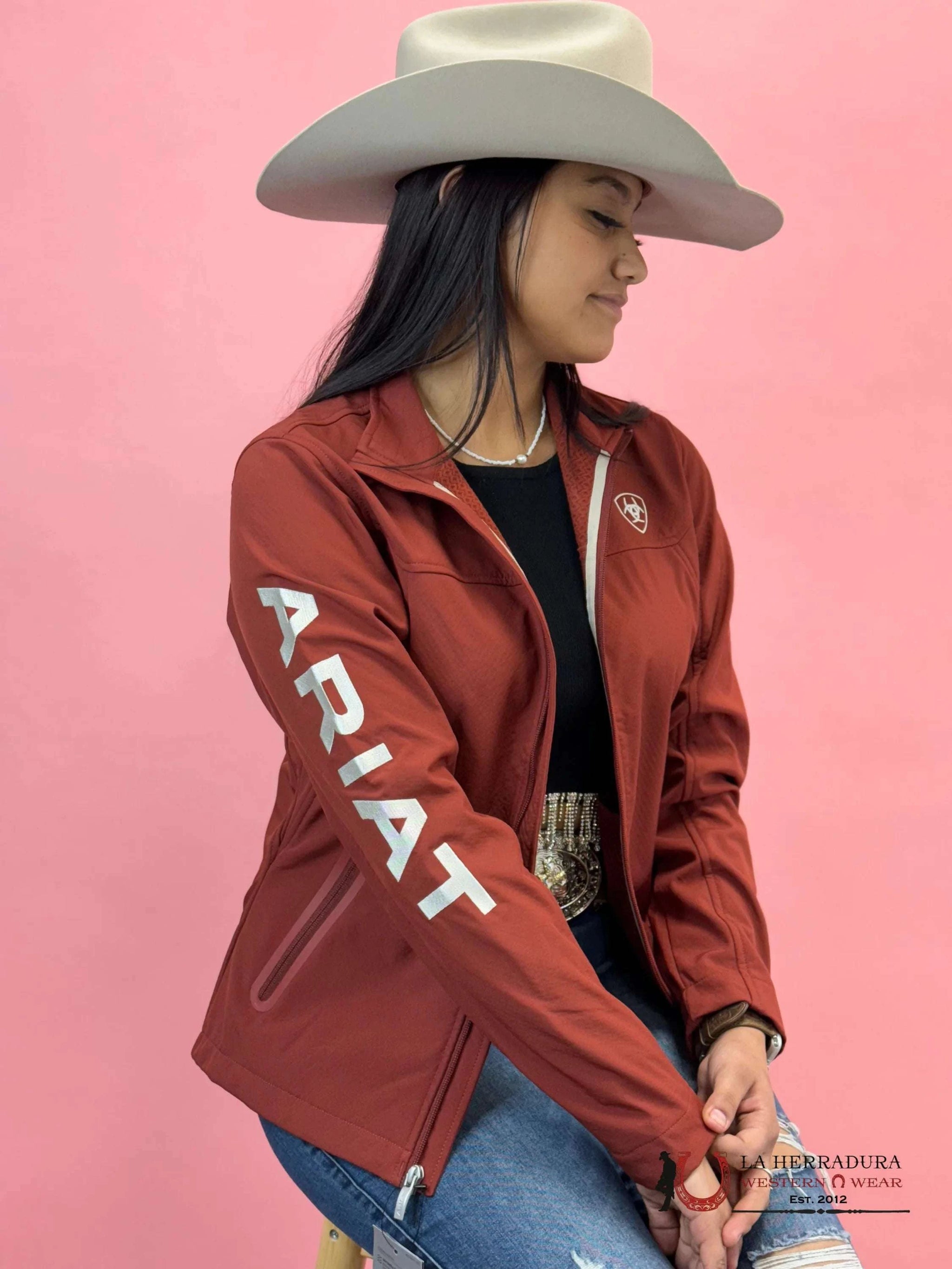 Ariat: Men Mexico New Team Softshell Red Jacket – La Raza Western Wear Ariat: Men Mexico New Team Softshell Red Jacket – La Raza Western Wear