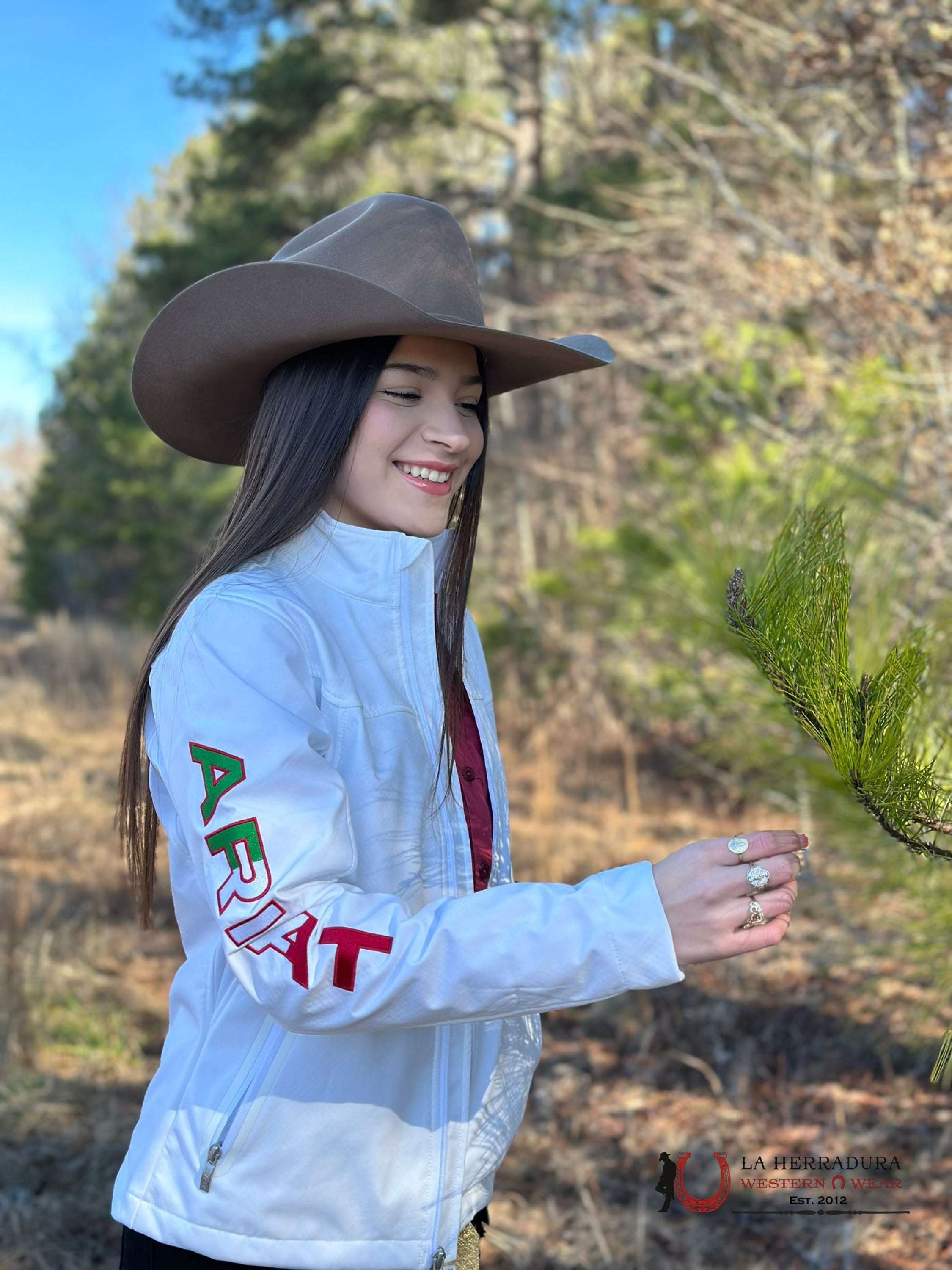 Ariat Jacket For Women White/Blanco Team Mexico Ropa Mujeres