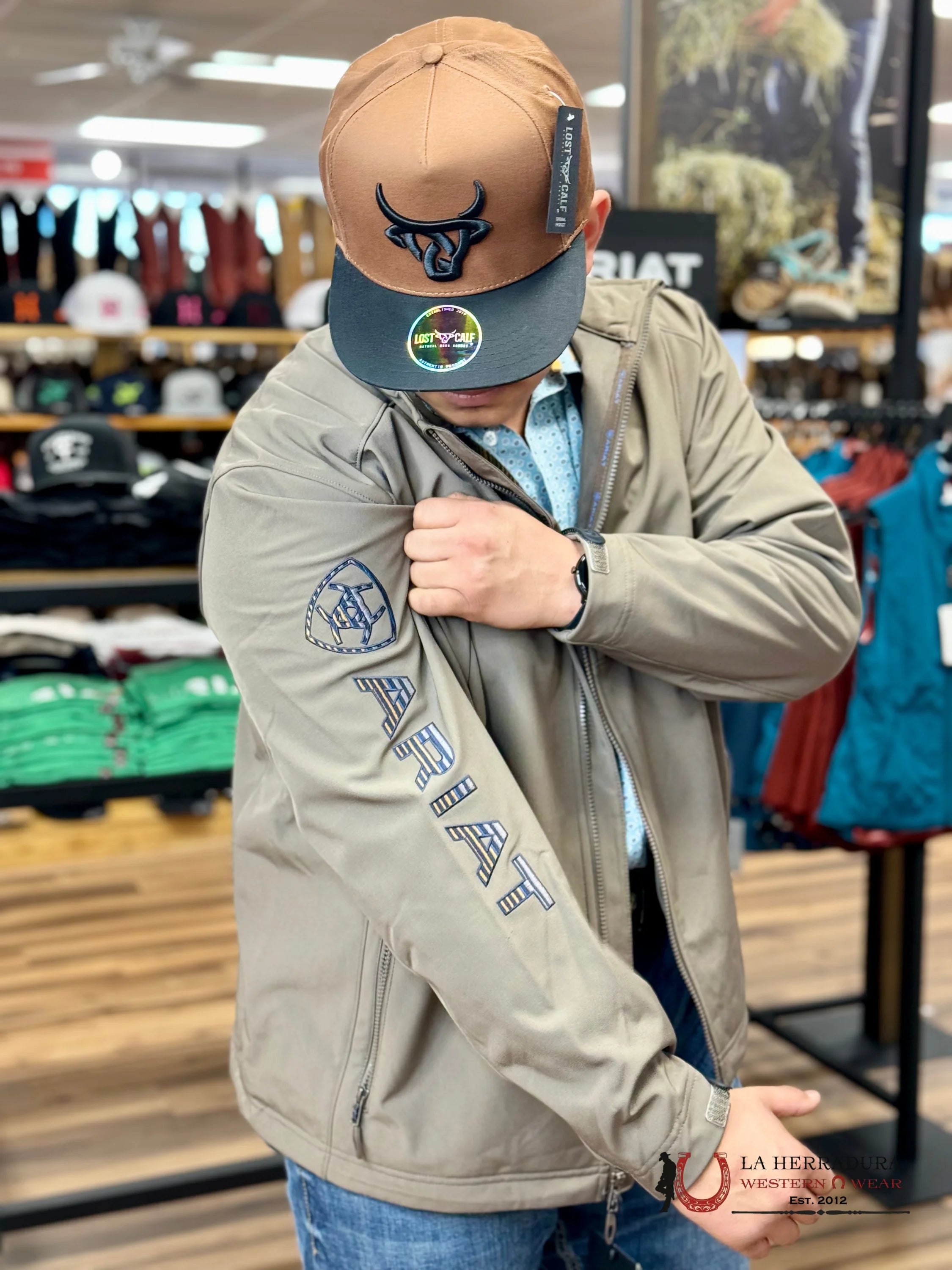 Ariat Jacket Logo 2.0 Softshell Banyan Bark Ropa Hombres