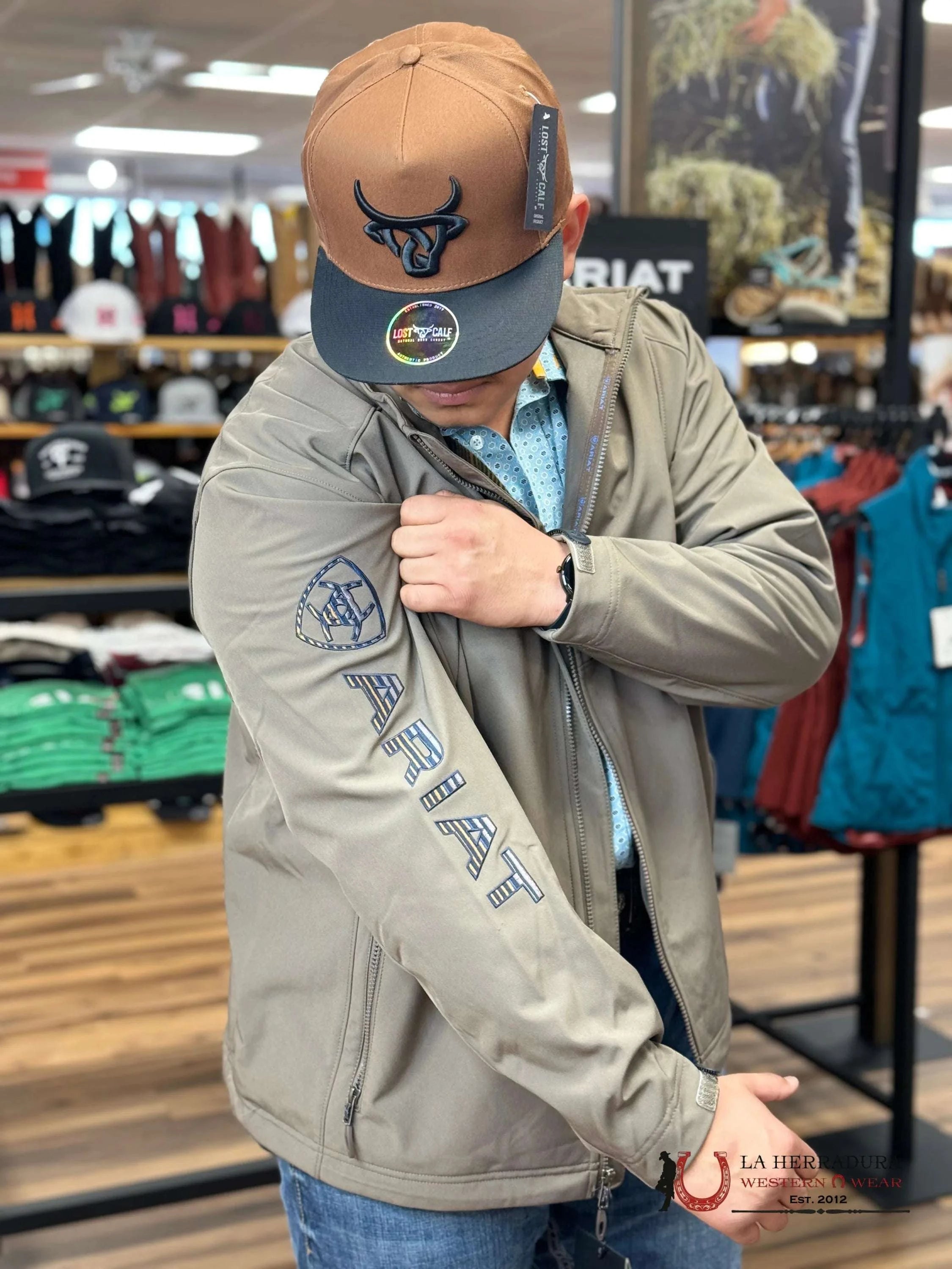 Ariat Jacket Logo 2.0 Softshell Banyan Bark Ropa Hombres