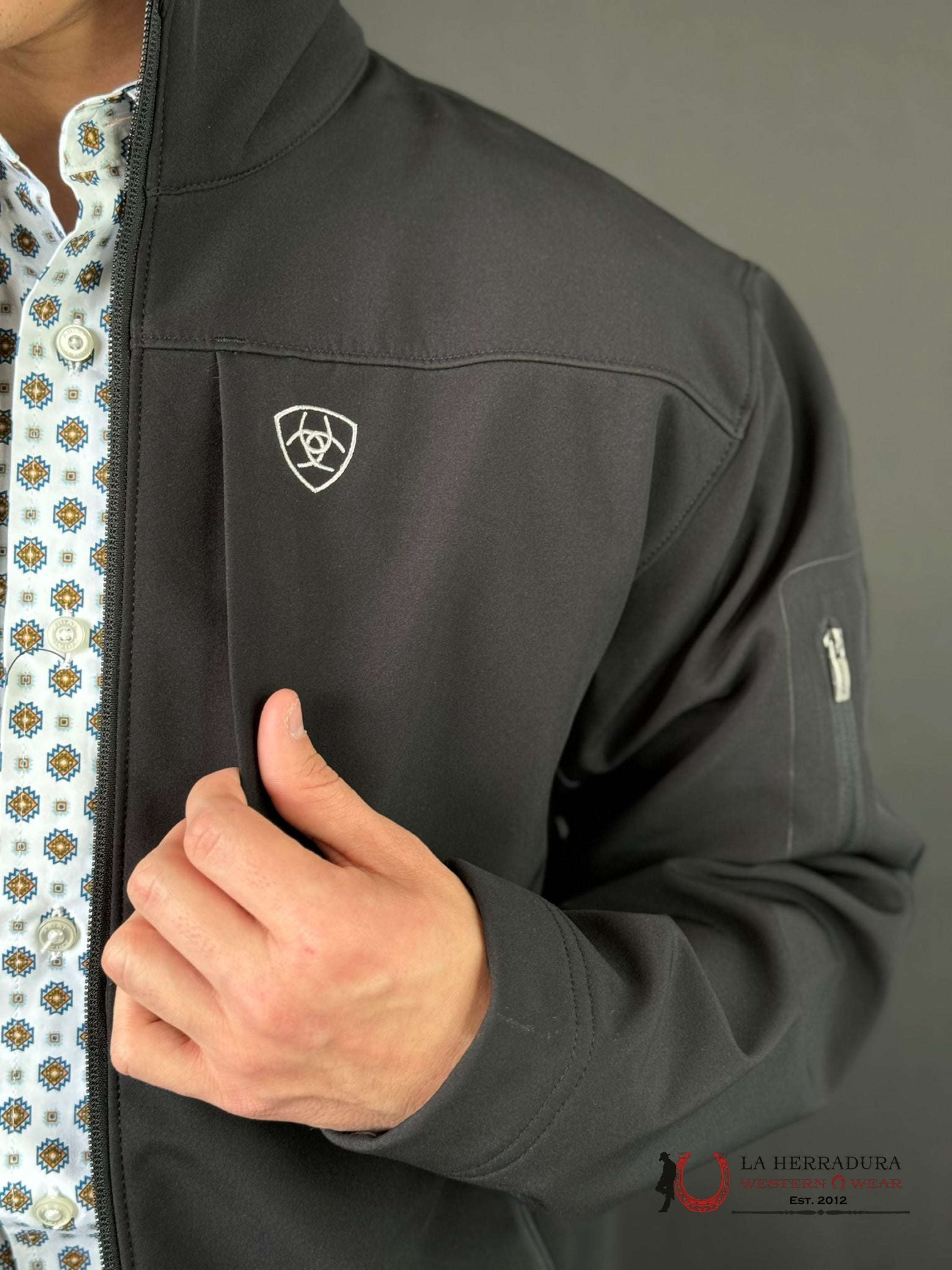 Ariat Jacket Vernon 2.0 Softshell Black Ropa Hombres