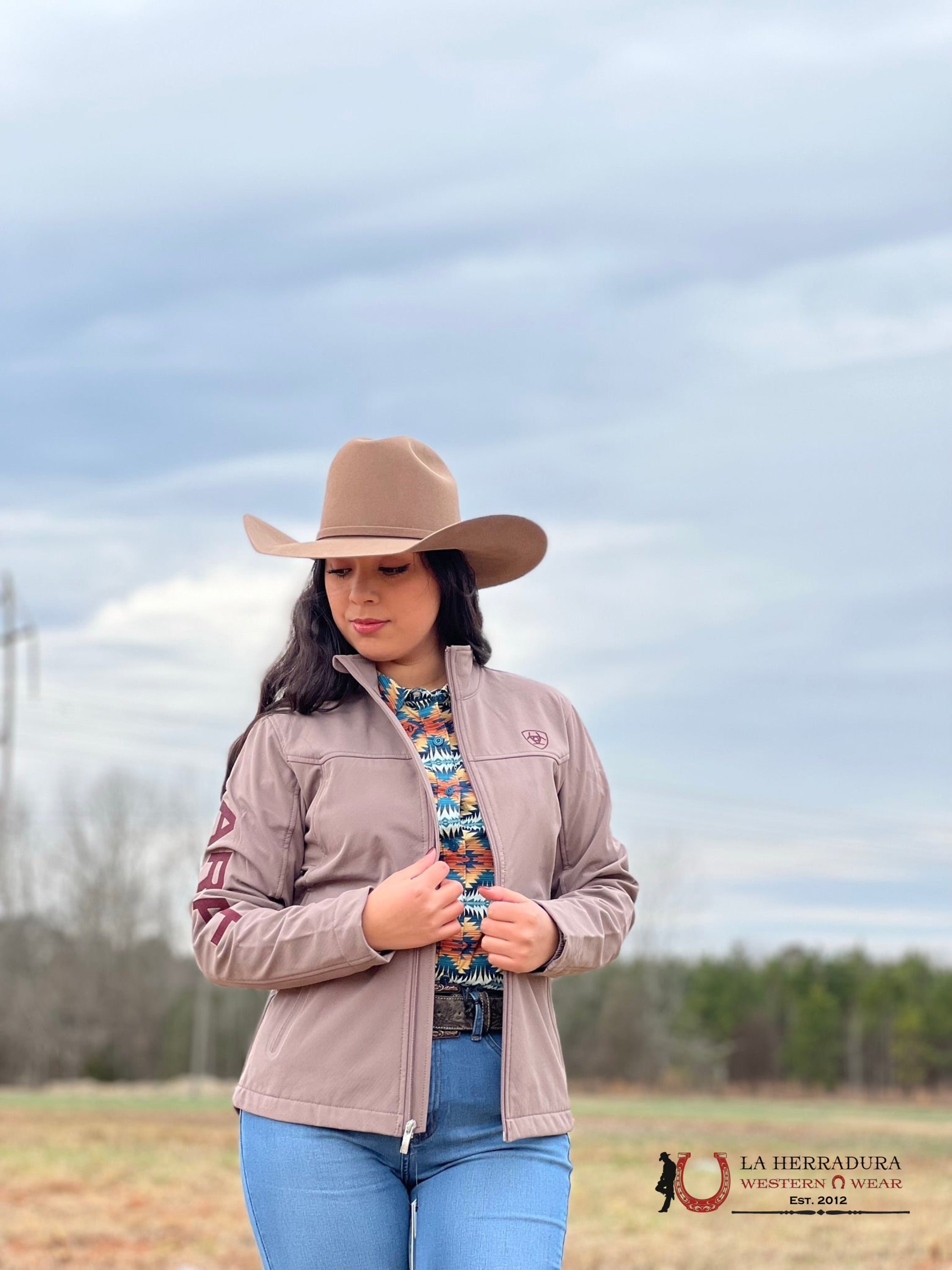 Ariat Jackets For Women Iron Brown Logo Ropa Mujeres