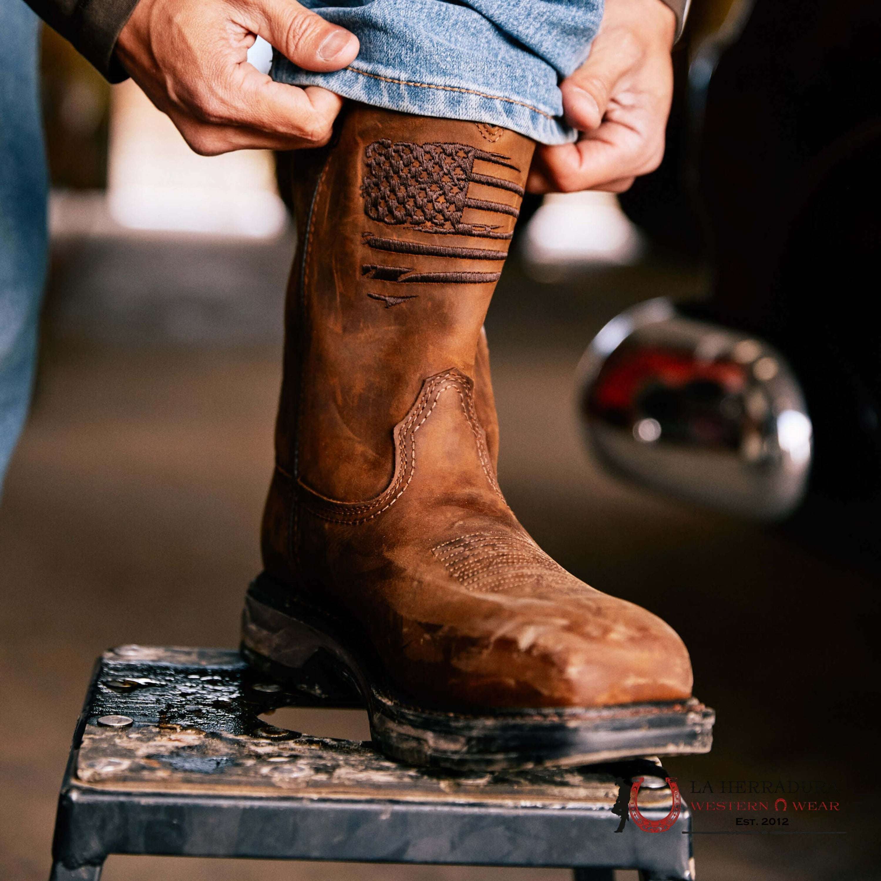 ARIAT MEN WORK BOOT PATRIOT H20 CARBON TOE DISTRESSED BROWN WIDE SQUARE TOE WATERPROOF 10036002